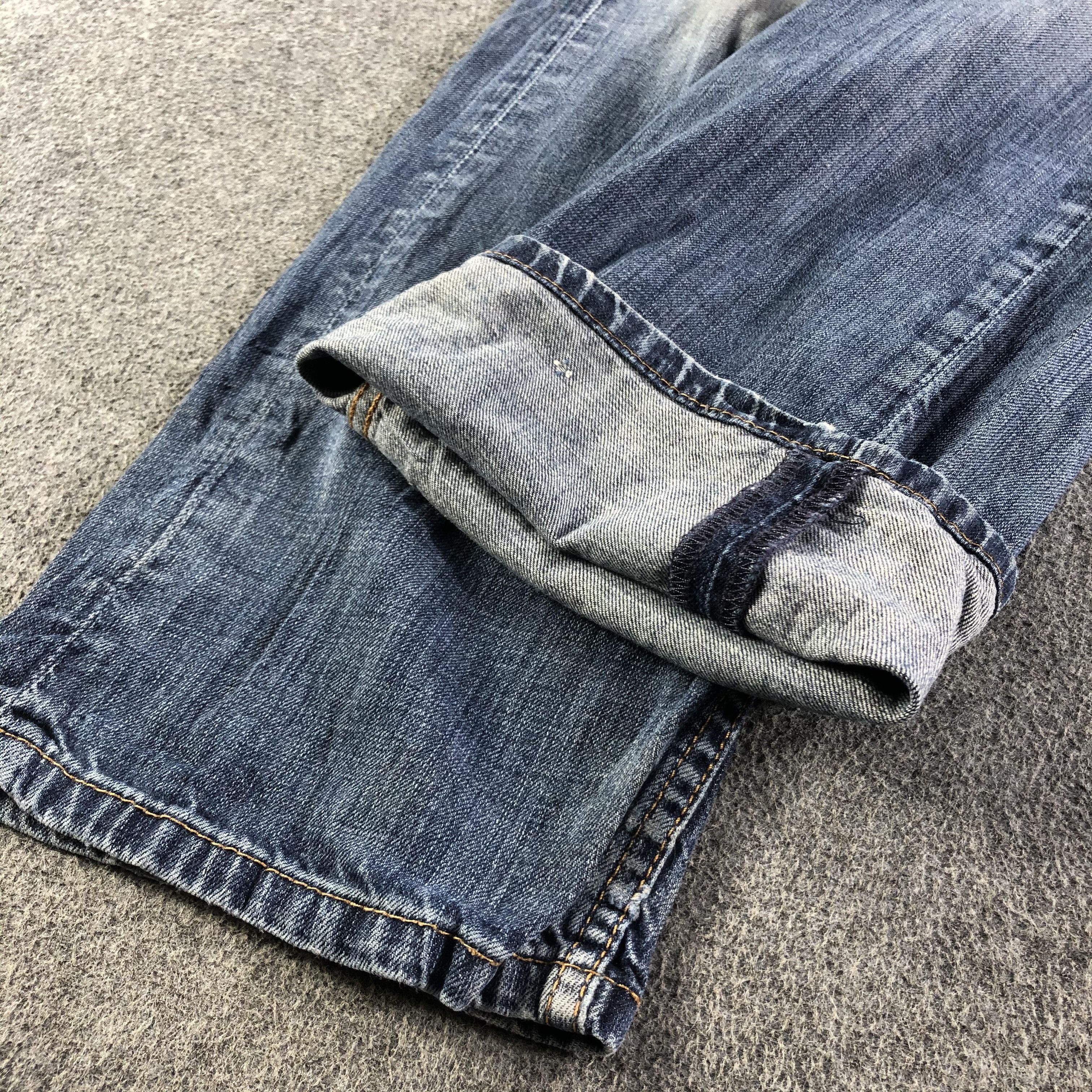 Vintage Blue Wash Levis 505 Jeans-J3109