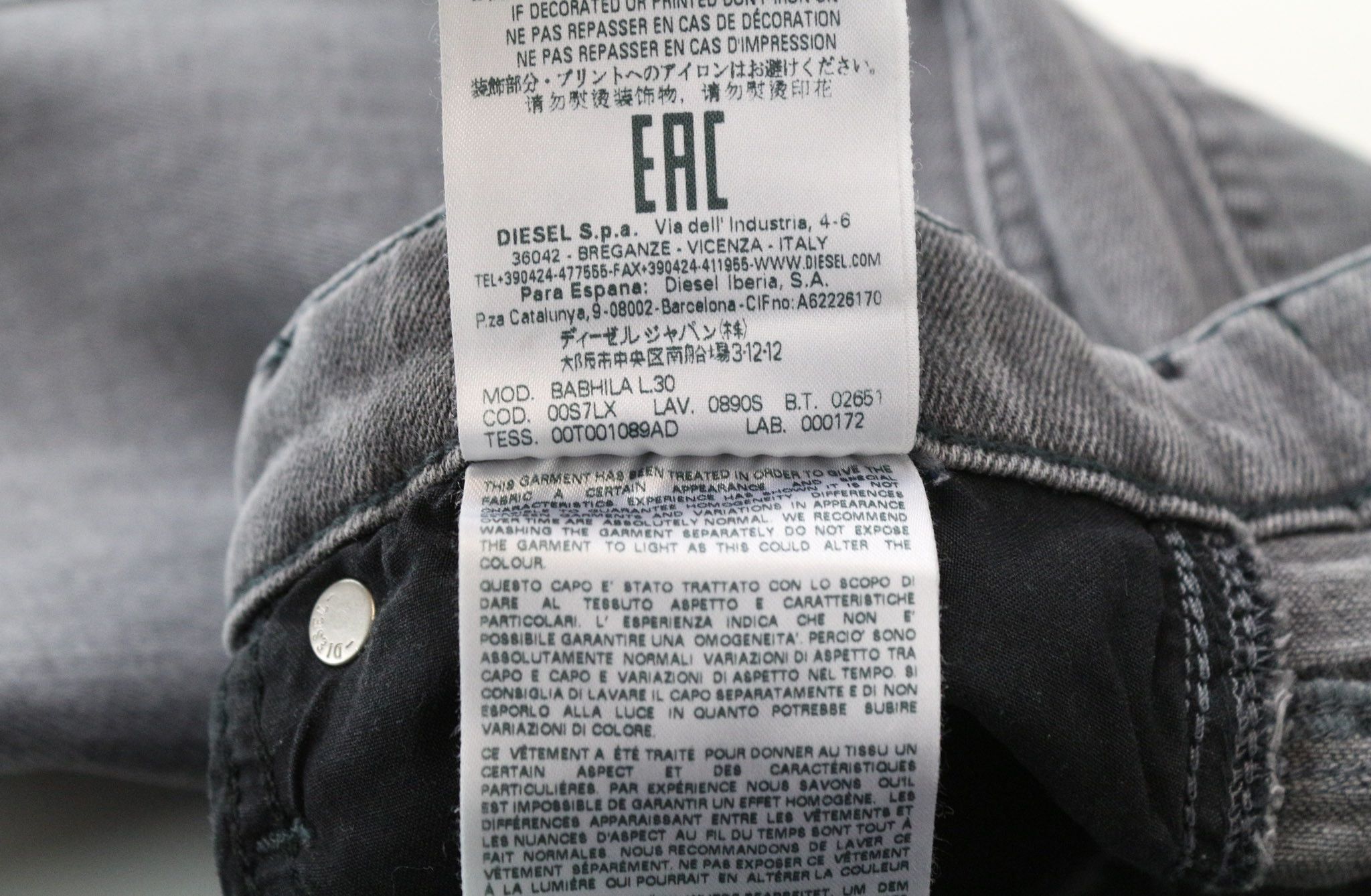 Diesel BABHILA 0890S W25/L30 Grey Buttoned Jeans 71780 Size 25" / US 0 / IT 36 - 9 Thumbnail
