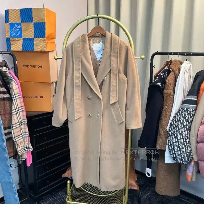 Max Mara MaxMara Beige Alpaca Wool Women's Coat . Size M / US 6-8 / IT 42-44 - 1 Thumbnail
