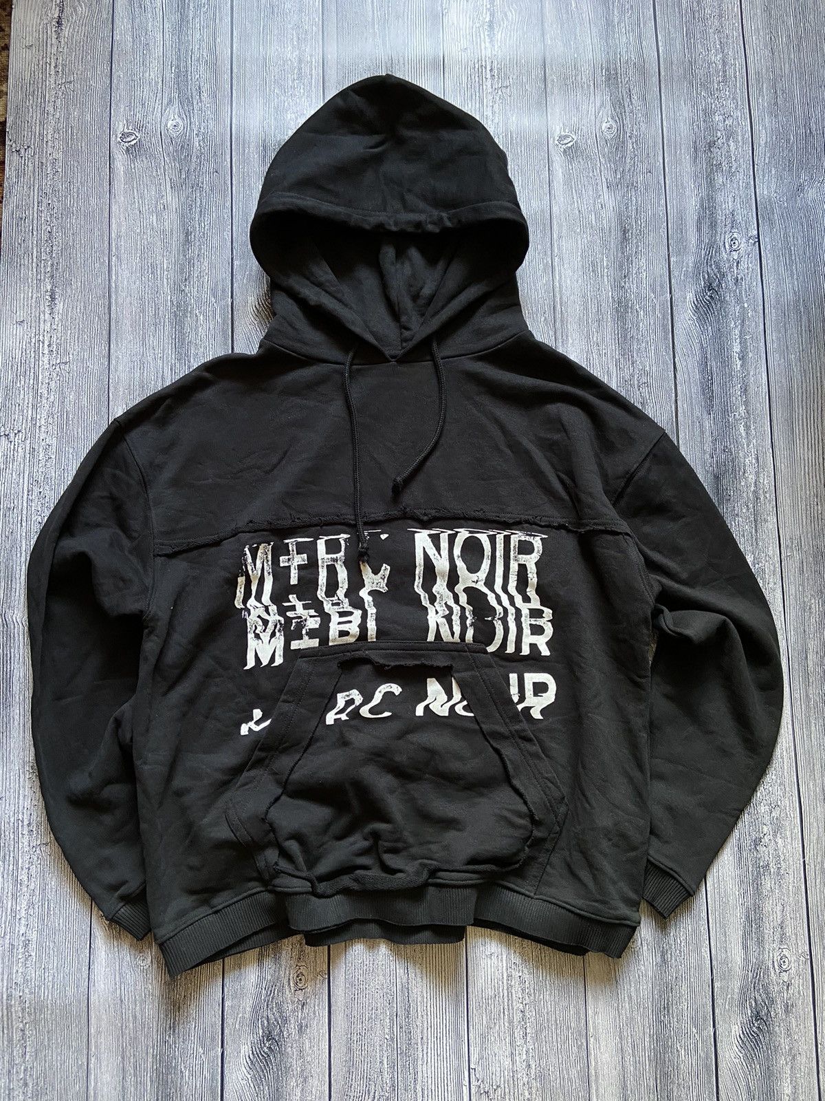 M+RC NOIR shops Hoodie