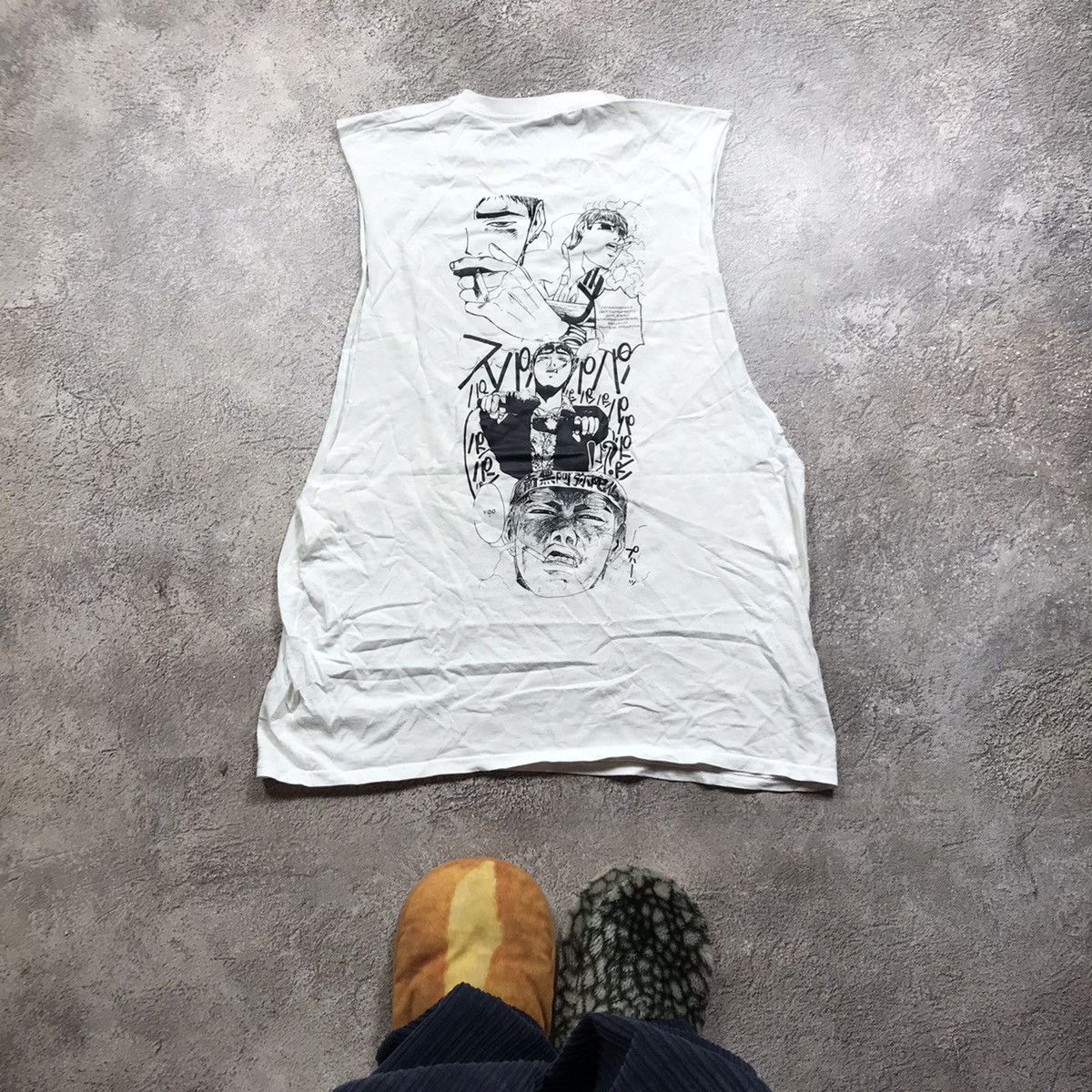 Vintage Vintage Y2K Anime Graphic Tank Top Streetwear Skate Slim L Size US L / EU 52-54 / 3 - 1 Thumbnail