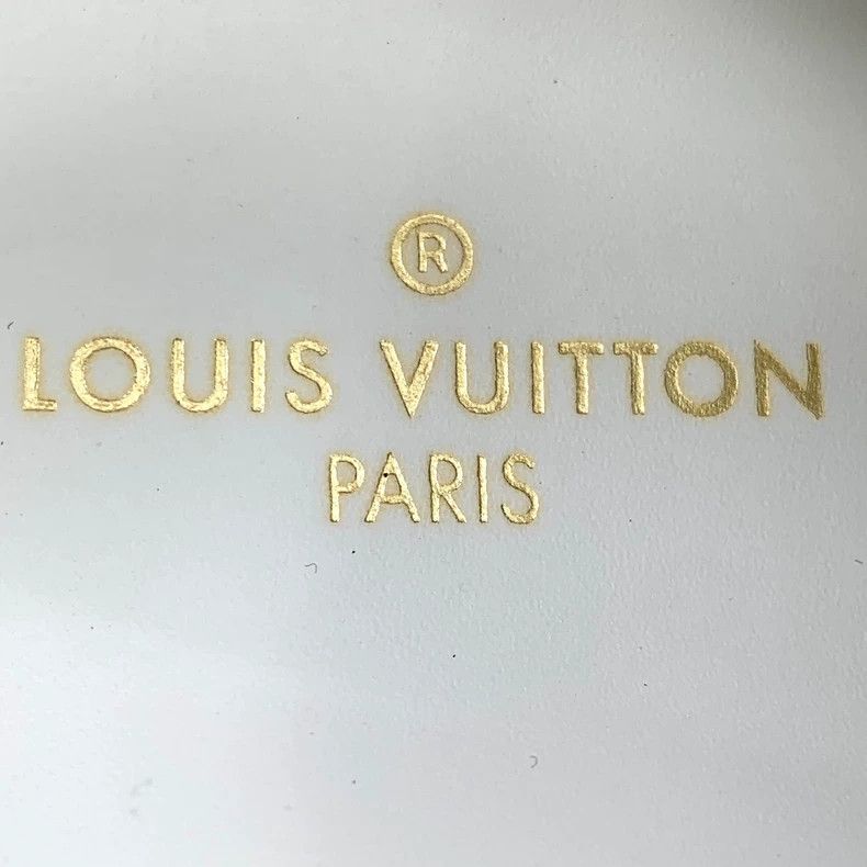 Louis Vuitton Louis Vuitton Dark red logo presbyopic print lace-up casua Size US 5.5 / IT 35.5 - 7 Thumbnail