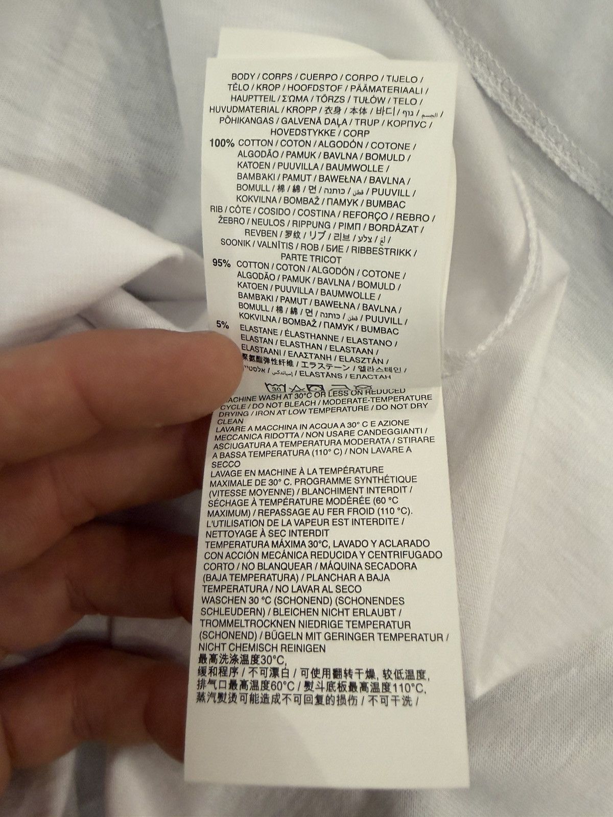 Off-White Size L - Off-White Spray Arrow T-Shirt White Size US L / EU 52-54 / 3 - 13 Thumbnail