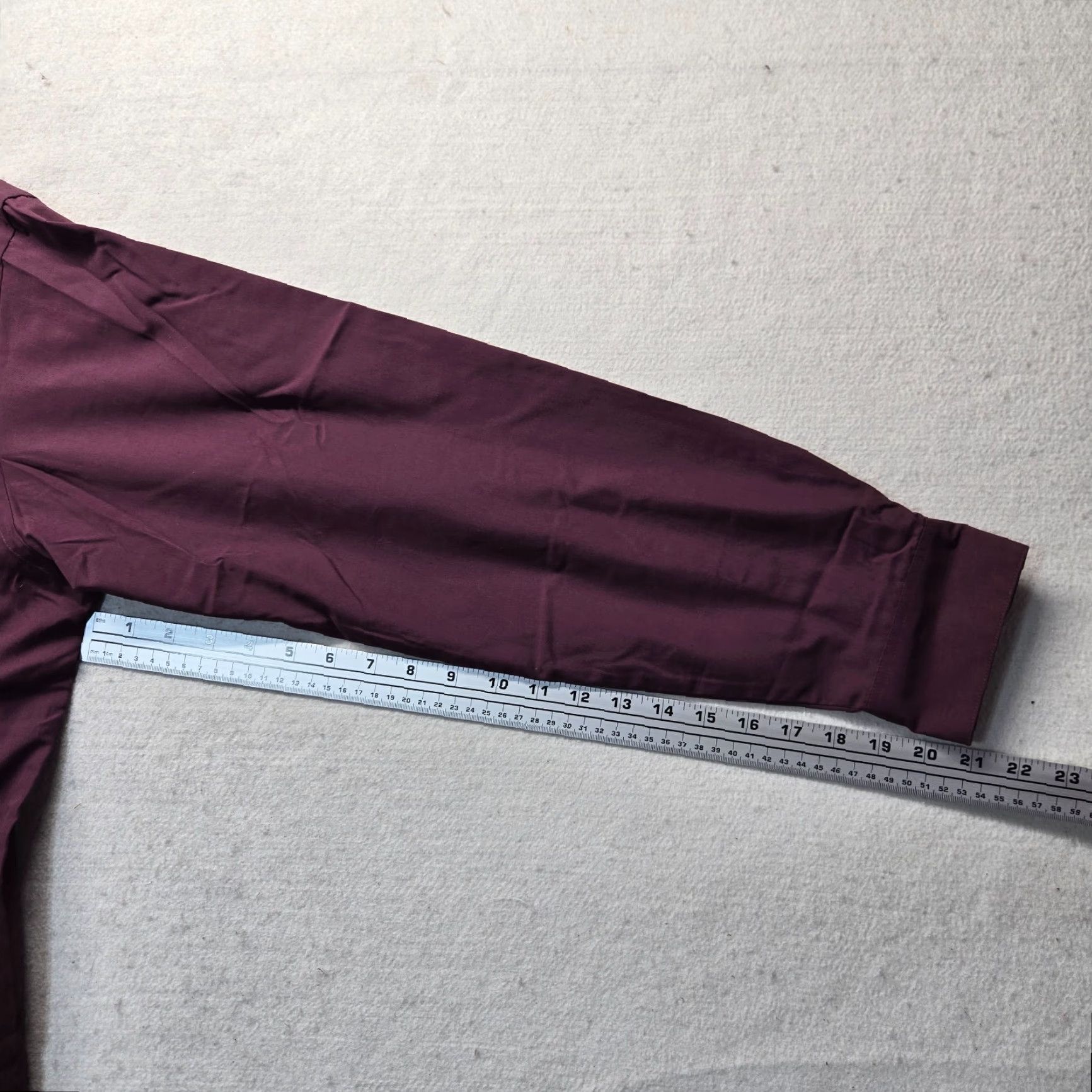 Van Heusen Van Heusen Shirt Solid Purple Adult Men 16 Regular Fit Poplin Button Up Size 16 Mens Size US L / EU 52-54 / 3 - 5 Thumbnail