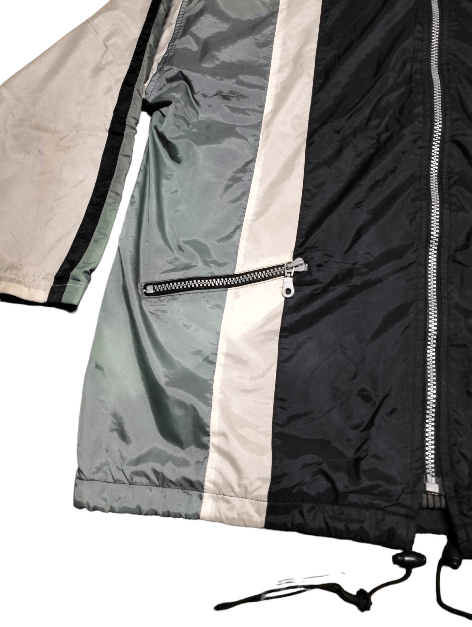 Alien Workshop × Vintage Vintage Alien Nation Skateboard Zipper Jacket Nylon Faded Size US L / EU 52-54 / 3 - 9 Thumbnail