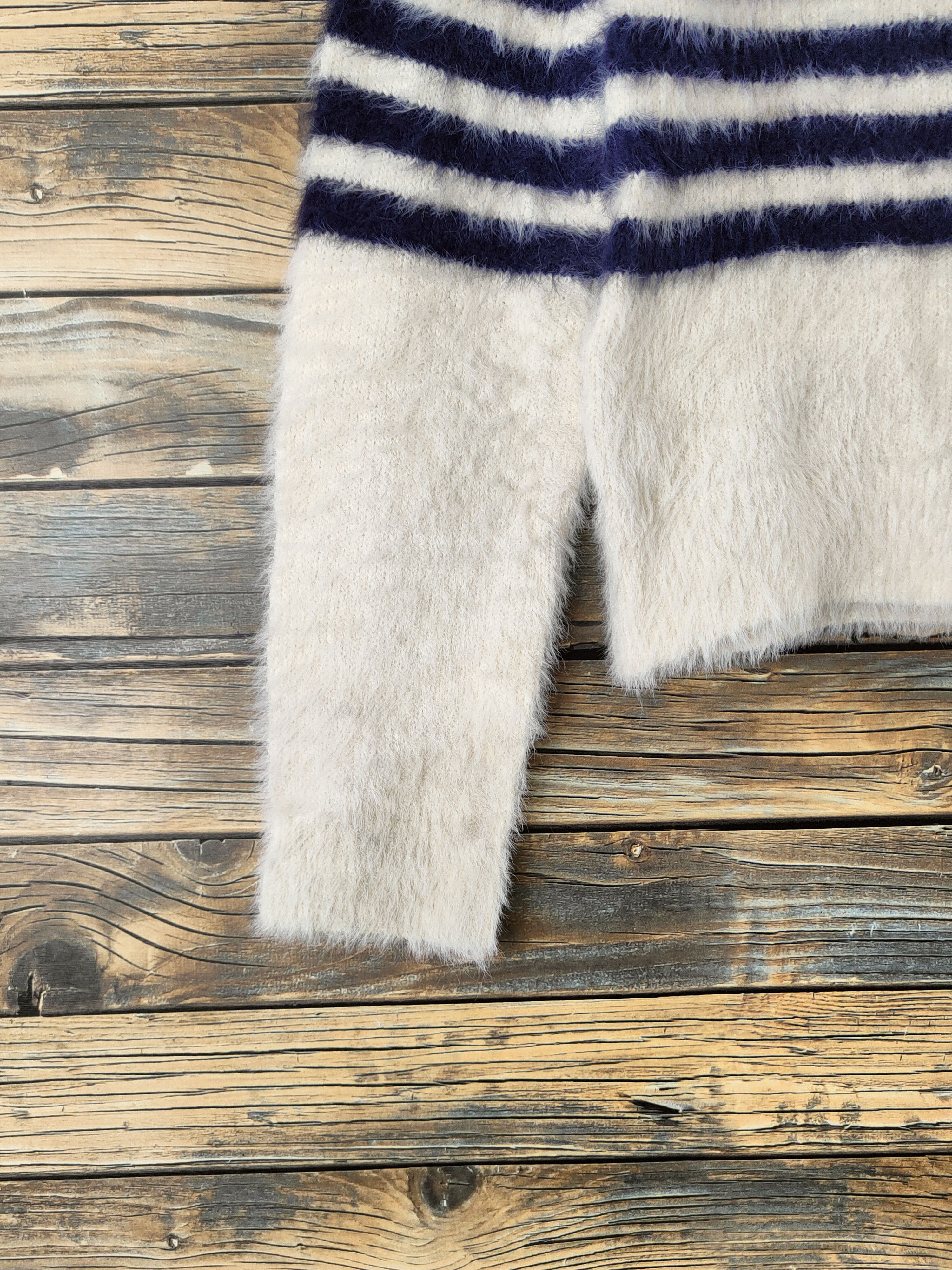 Japanese Brand DL Jeunne Garcon Navy Ivory Fur Mohair Knitwear #46-1016 Size M / US 6-8 / IT 42-44 - 4 Thumbnail