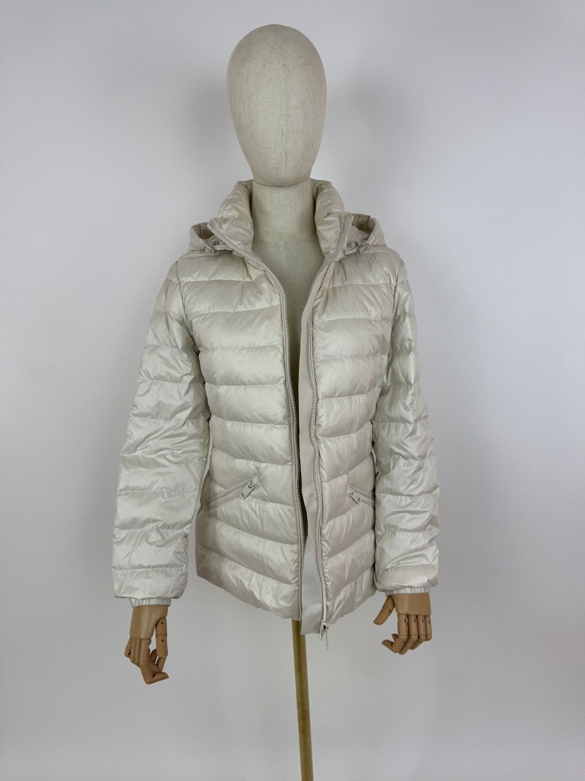 Massimo Dutti Massimo Dutti Puffer Jacket Micro Down White JKT Womens Size S / US 4 / IT 40 - 5 Thumbnail