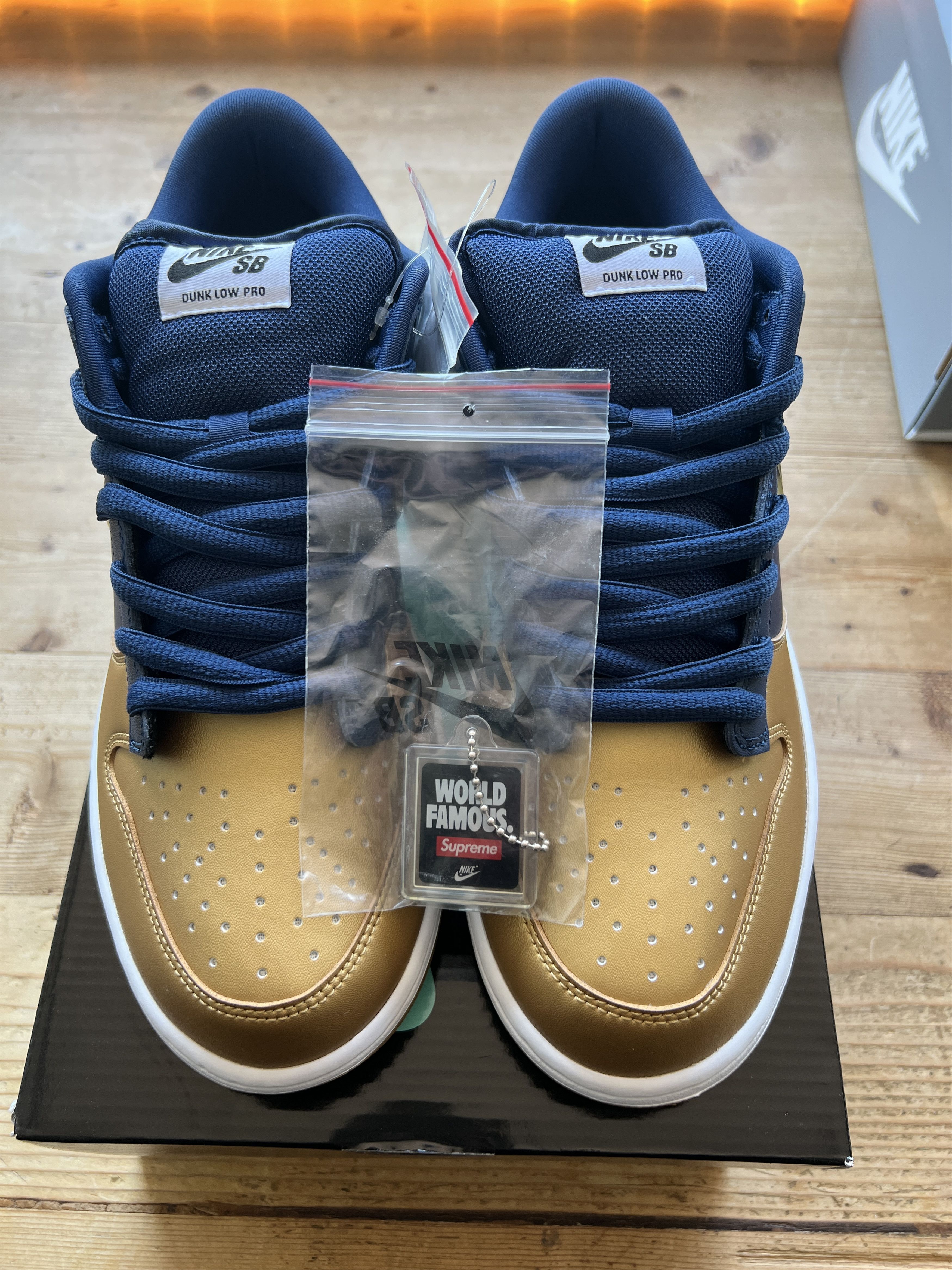 Nike SB Dunk Low Supreme Jewel Swoosh Gold Nike SB Dunk Low “Supreme Jewel Swoosh Gold” US10.5  main image 4