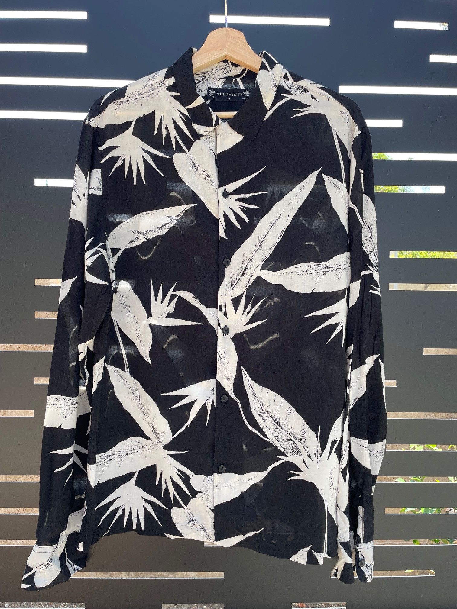 Allsaints AllSaints Virginia Hawaiian Floral Shirt – Size M Size US M / EU 48-50 / 2 - 1 Thumbnail