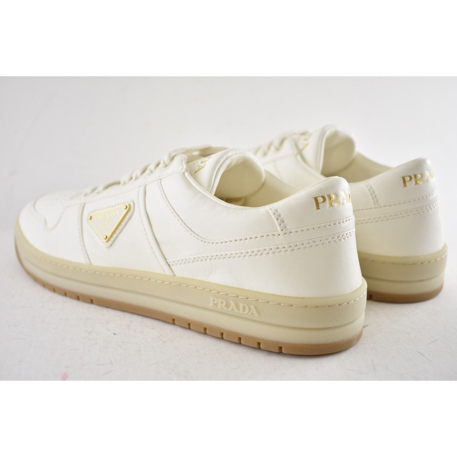 Prada Prada Downtown Leather Gold Logo Flat Low Top Sneaker 41 Size US 11 / IT 41 - 17 Thumbnail
