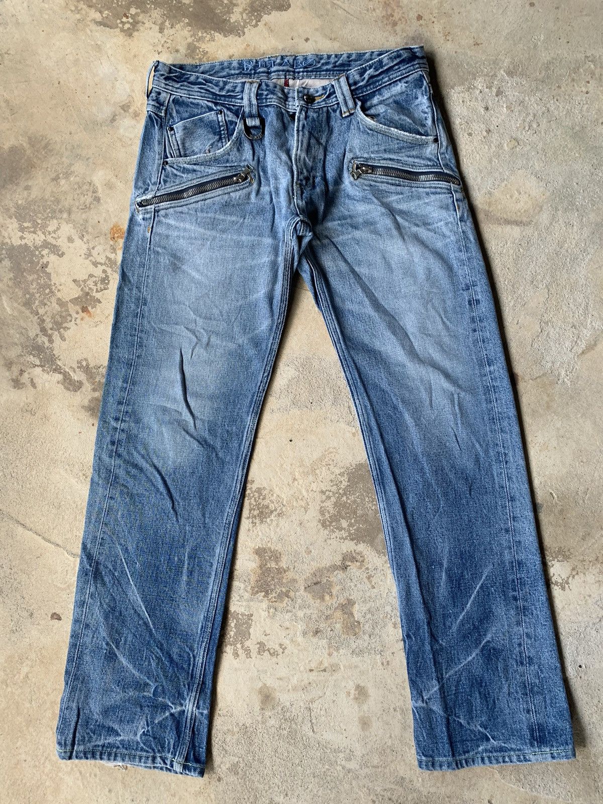 NCFM RIELABO SELVEDGE DISTRESSED DENIM