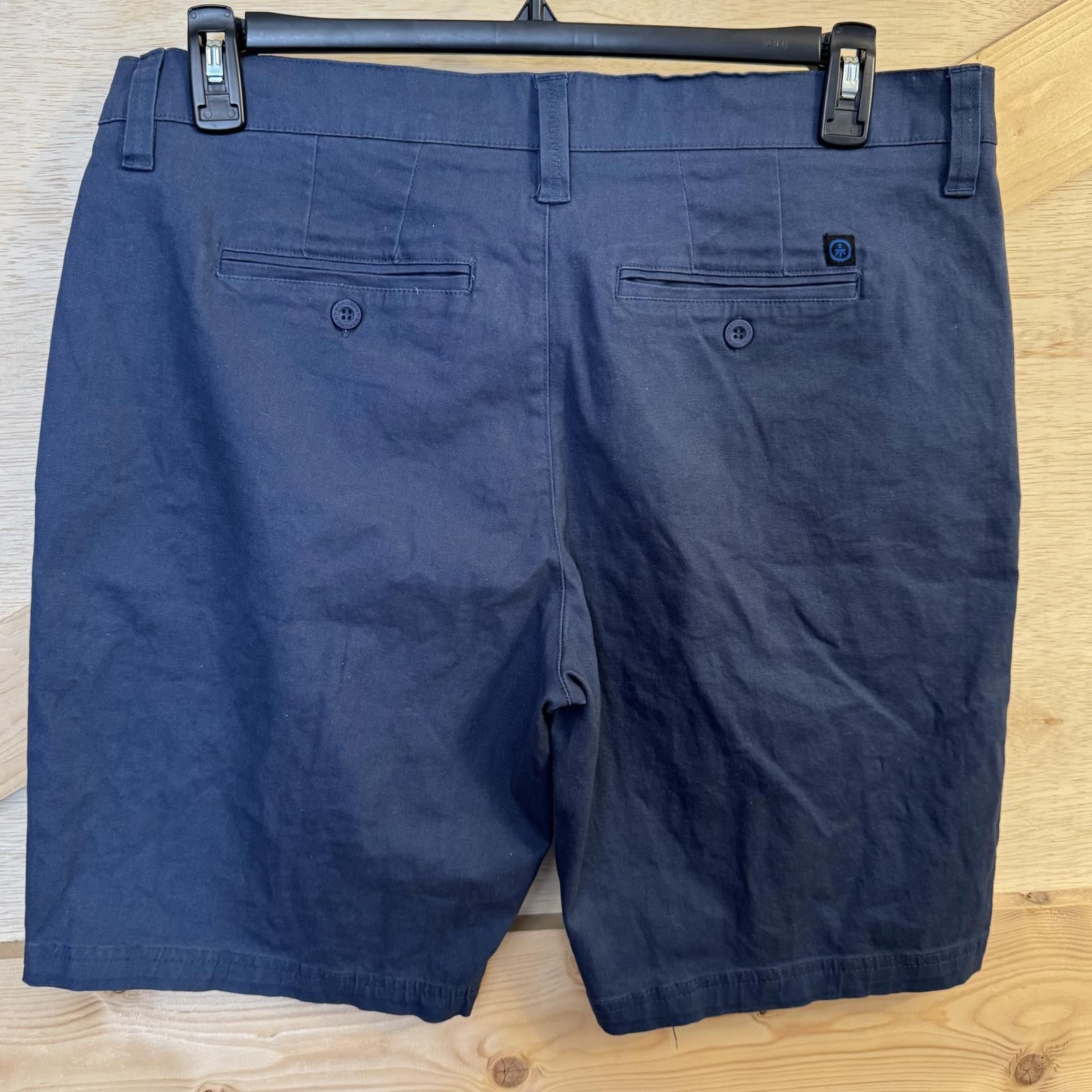 Designer NWT Monument Men's Shorts Size 36 Flat Front Chino Size US 36 / EU 52 - 2 Thumbnail