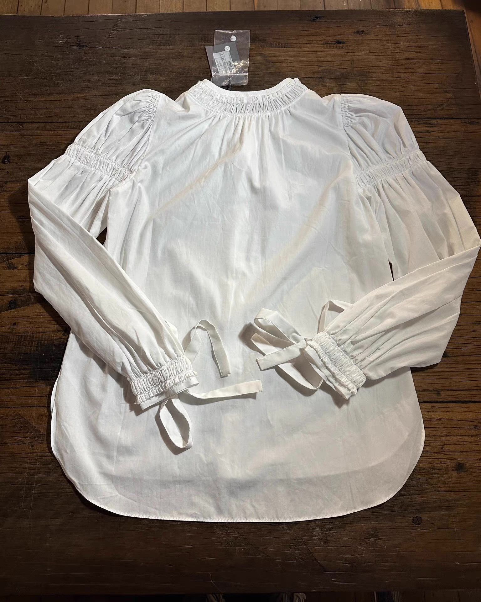 Alexander McQueen Alexander McQueen mainline white lantern‑sleeve blouse Ｑ25 Size XS / US 0-2 / IT 36-38 - 2 Thumbnail