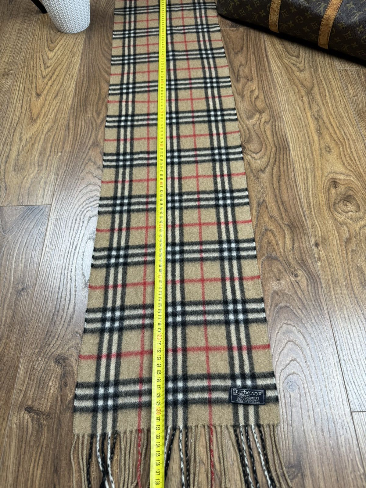 Burberry Vintage cashmere scarf Burberry’s 90s original luxury item Size ONE SIZE - 4 Thumbnail