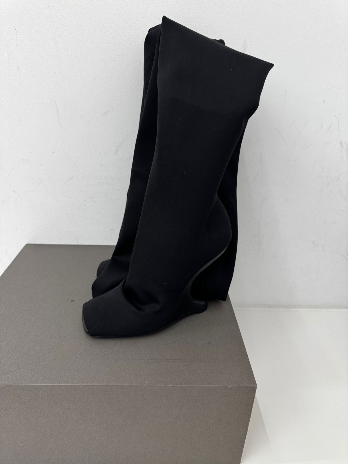 Rick Owens Lilies CANTILEVER 11 THIGH KNEE BOOT Size US 9 / IT 39 - 1 Thumbnail