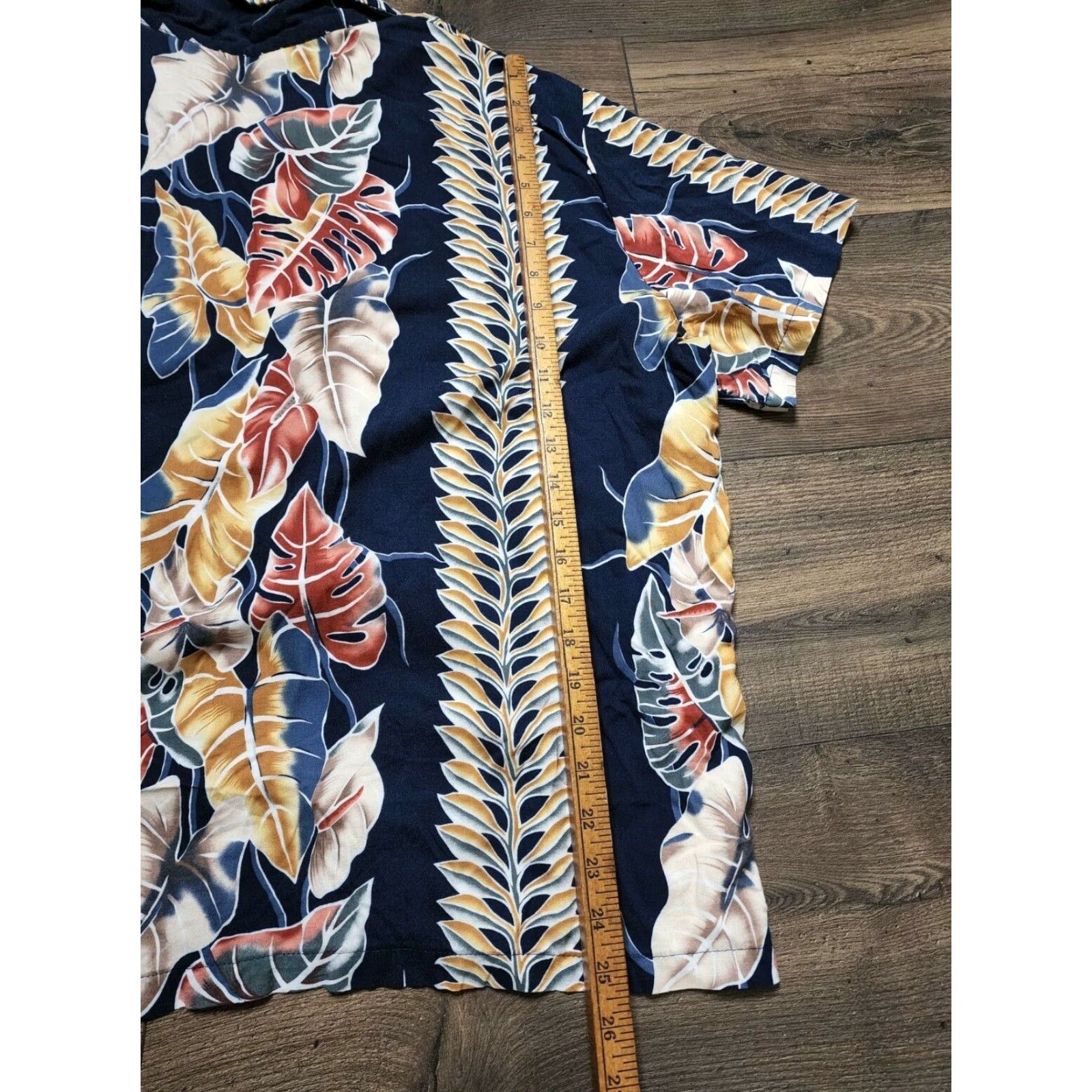 Hilo Hattie VINTAGE Hilo Hattie Hawaiian Shirt XL 70s Made in Hawaii USA Hibiscus Rayon Men's Blue Floral Short Sleeve Button-Up Size US XL / EU 56 / 4 - 3 Thumbnail