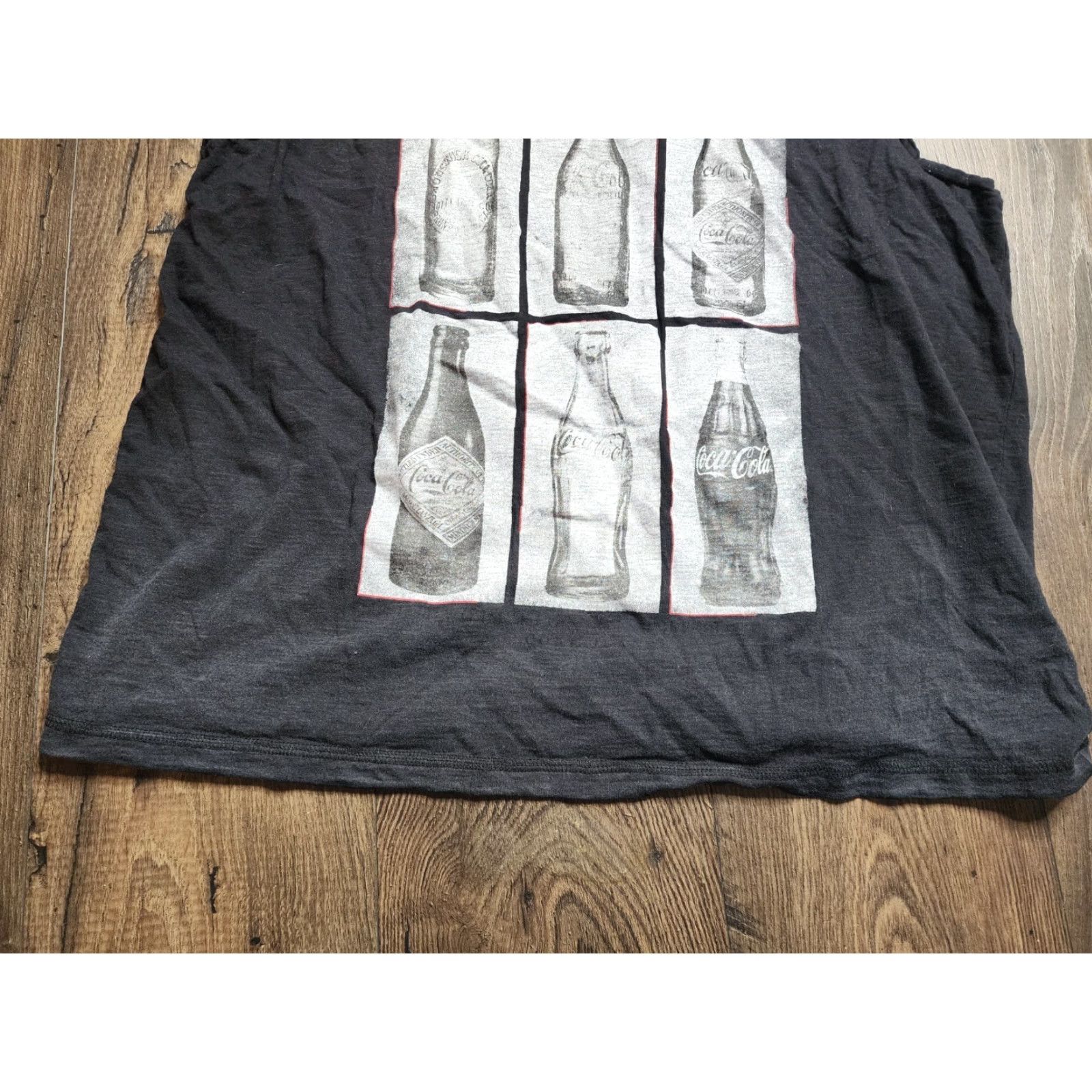 Vintage VINTAGE Coca-Cola Mens XL T-Shirt Logo Tank Top Sleeveless 90s Black Cotton Classic, Coca Cola, Brazil Size US XL / EU 56 / 4 - 4 Thumbnail