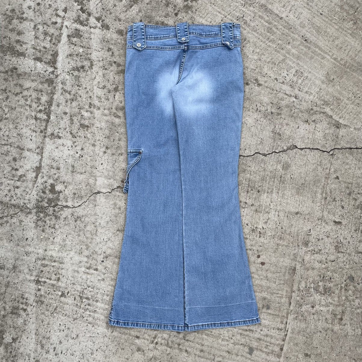 Issey Miyake Vintage Women’s Tramontana Jeans Flared Size L Y2K Hype Size 27" / US 4 / IT 40 - 2 Thumbnail