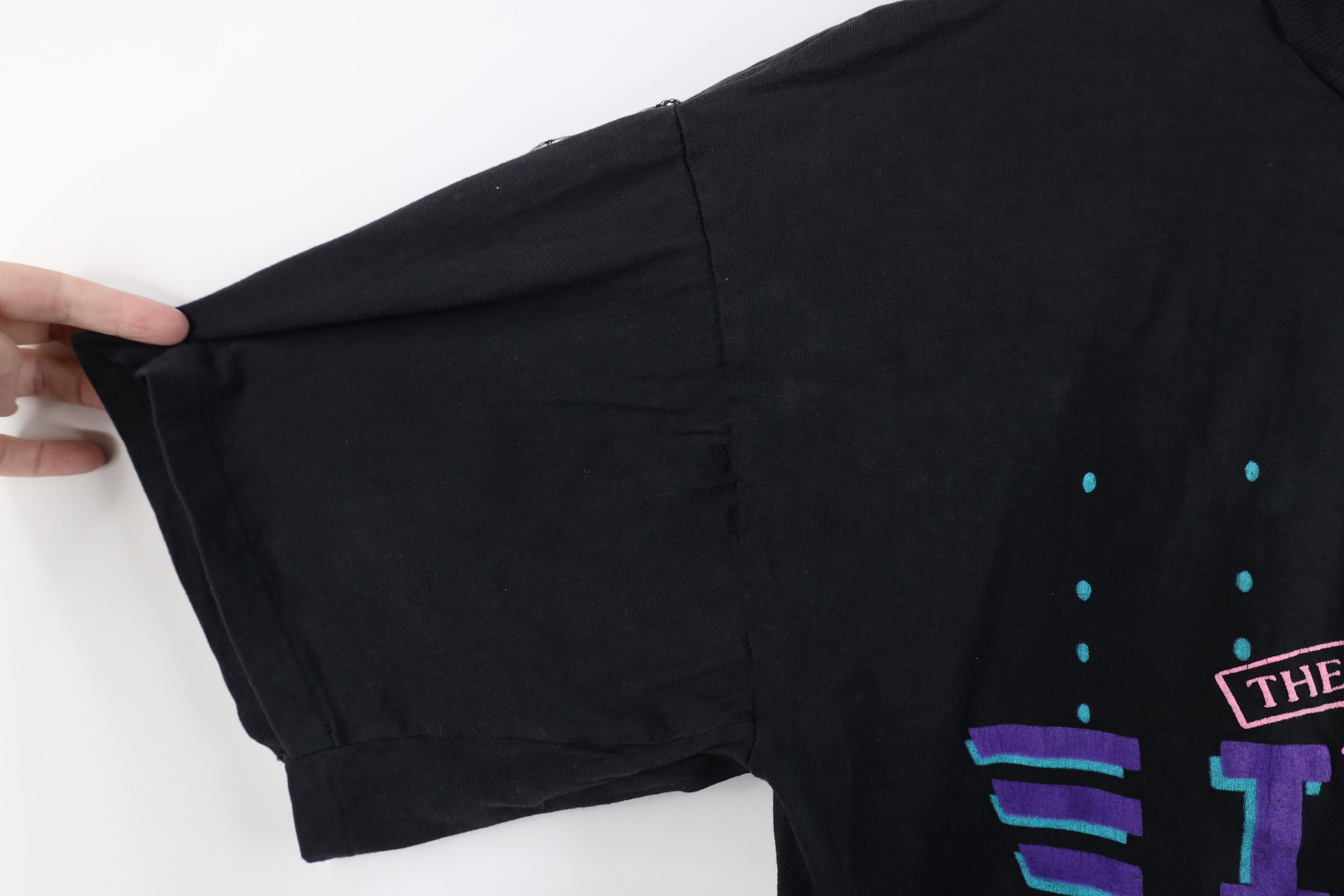 Vintage Vintage 90s IOU Skateboarding Spell Out Legend T-Shirt Black Size US L / EU 52-54 / 3 - 8 Thumbnail