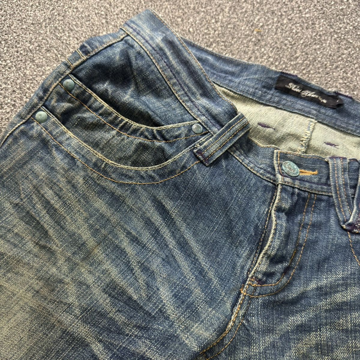 Hysteric Glamour 🇯🇵 Japanese Flared Y2k Root Three Dirty Wash Distressed Denim Size US 31 - 13 Thumbnail