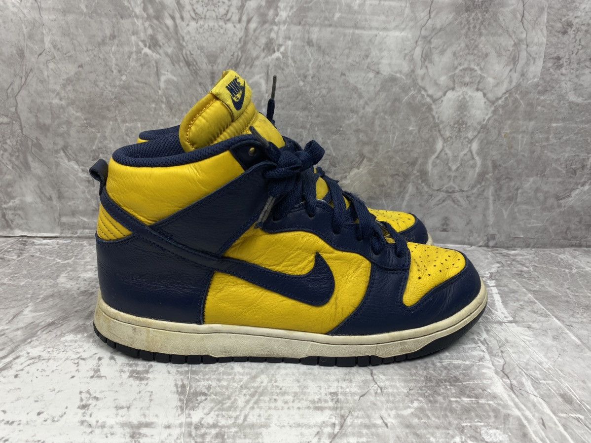 Nike Nike Dunk High Michigan 2016 Size US 9 / EU 42 - 1 Thumbnail