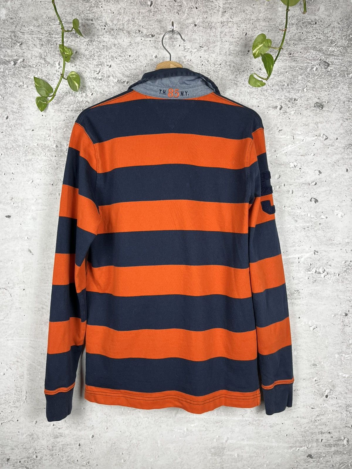 Tommy Hilfiger × Vintage Vintage Tommy Hilfiger Striped Rugby Preppy Shirt Size US S / EU 44-46 / 1 - 6 Thumbnail
