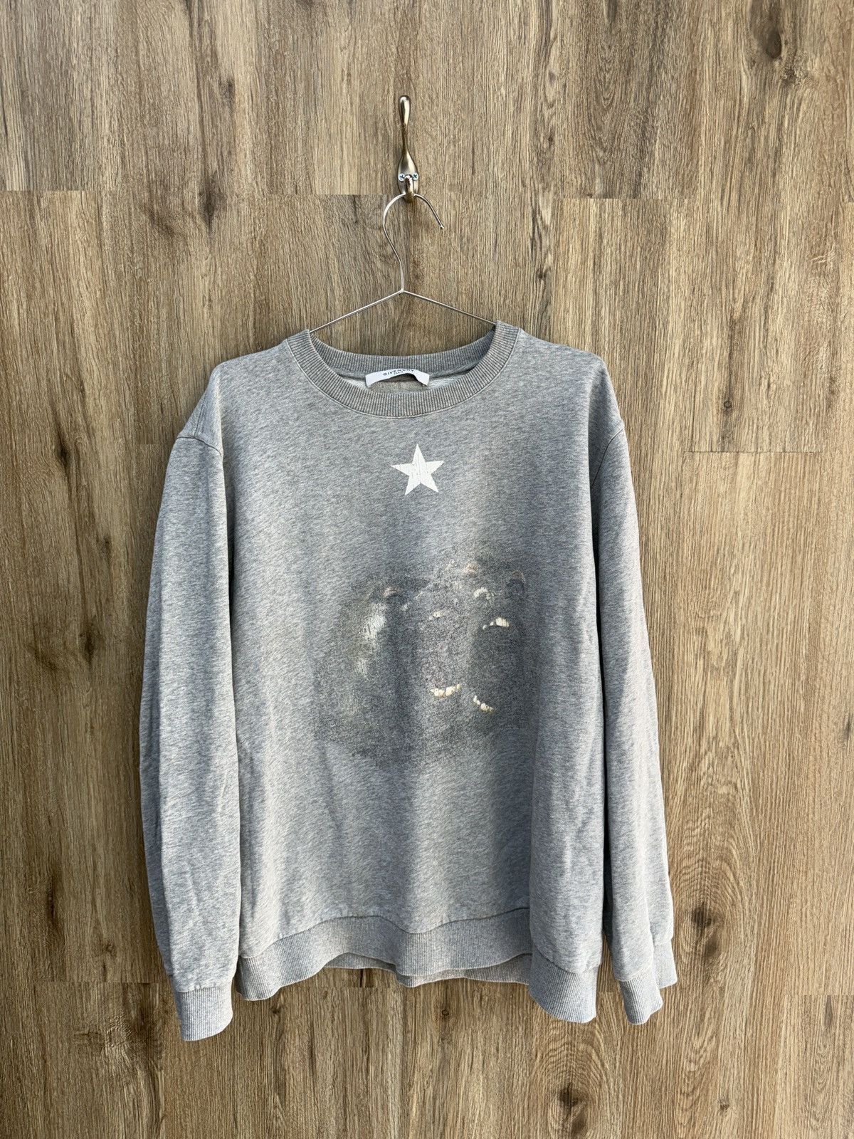 Givenchy Givenchy Grey Crewneck Size US XL / EU 56 / 4 - 1 Thumbnail