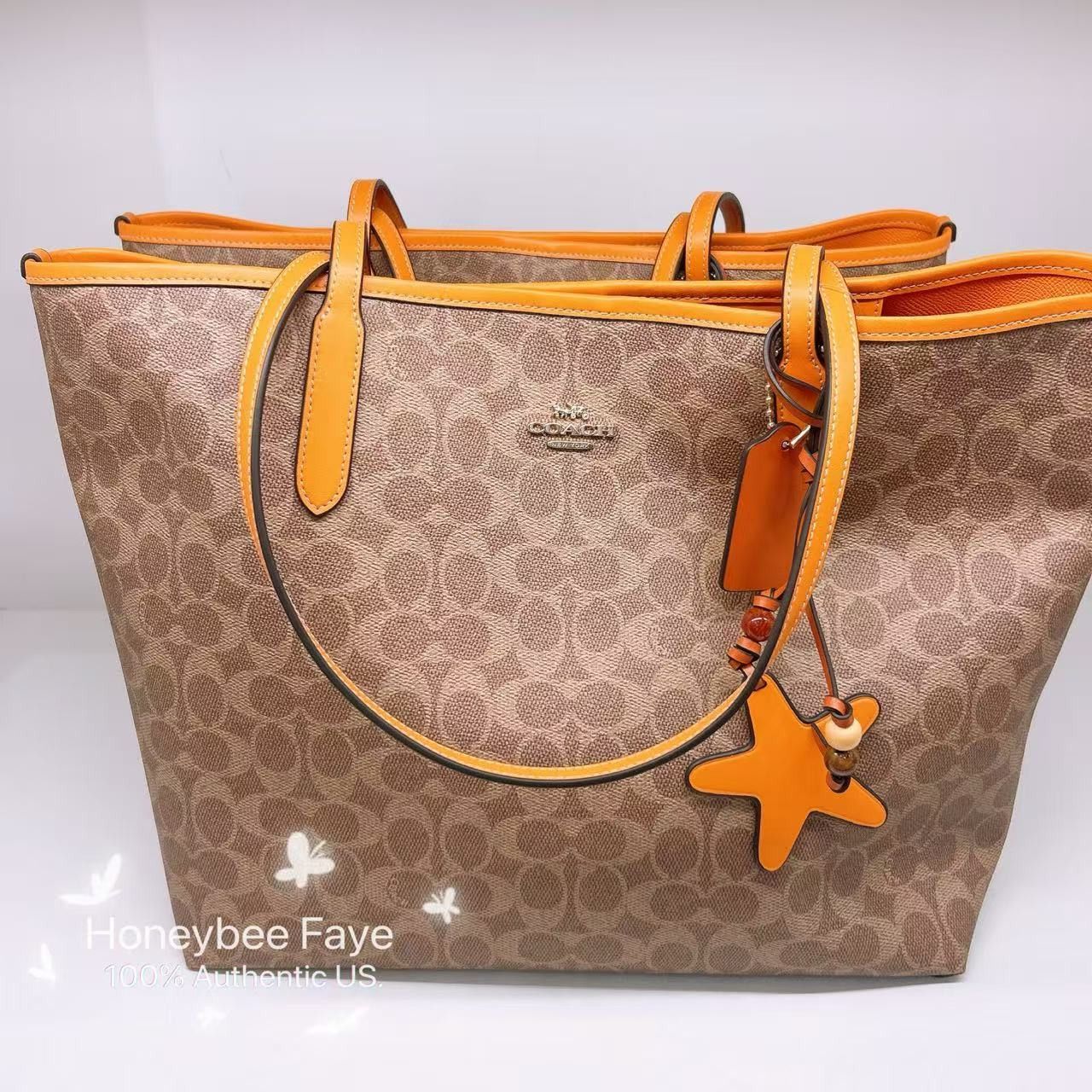 Coach City Tote Bag In Signature Canvas With Star Charm CBH77 Size ONE SIZE - 1 Thumbnail