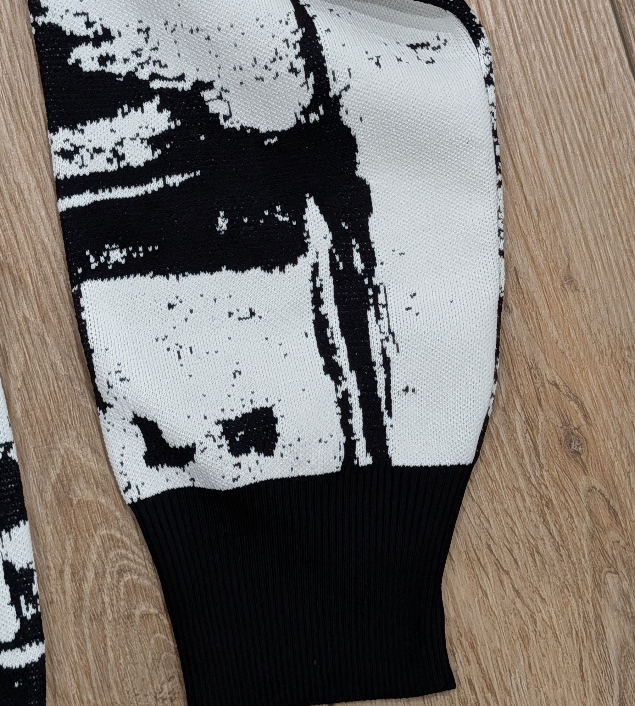 Alexander McQueen Alexander McQueen Skull Jacquard Sweater Black/White 2XL Size US XXL / EU 58 / 5 - 4 Thumbnail