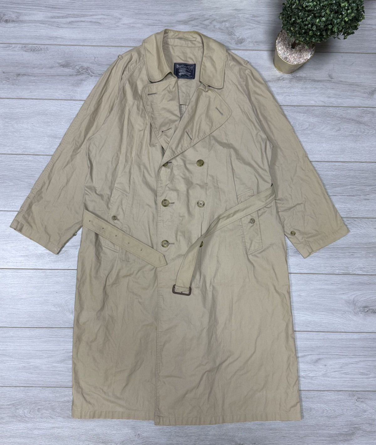 Burberry Burberry double breasted trench coat buttons vintage England Size US L / EU 52-54 / 3 - 9 Thumbnail
