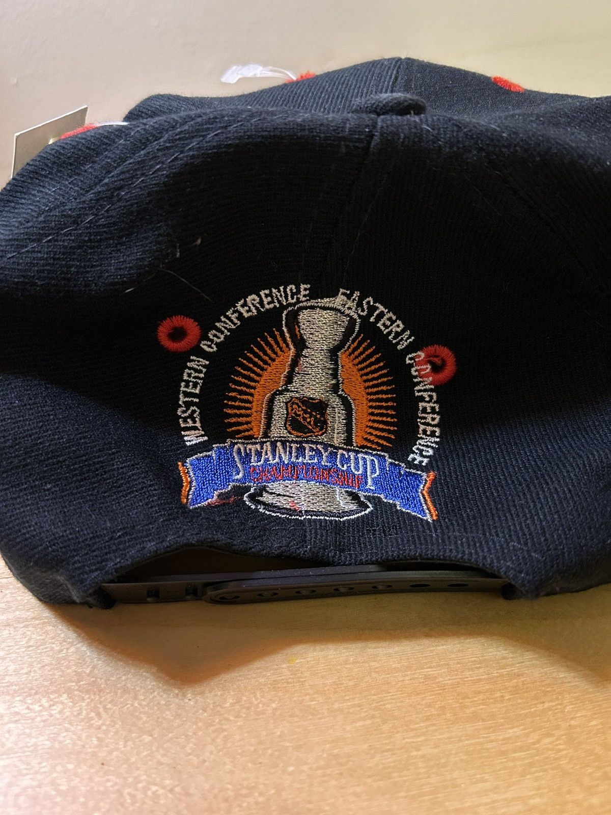 NHL × Vintage Annco Chicago Blackhawks Stanley Cup Champions Snapback Hat! Size ONE SIZE - 3 Thumbnail