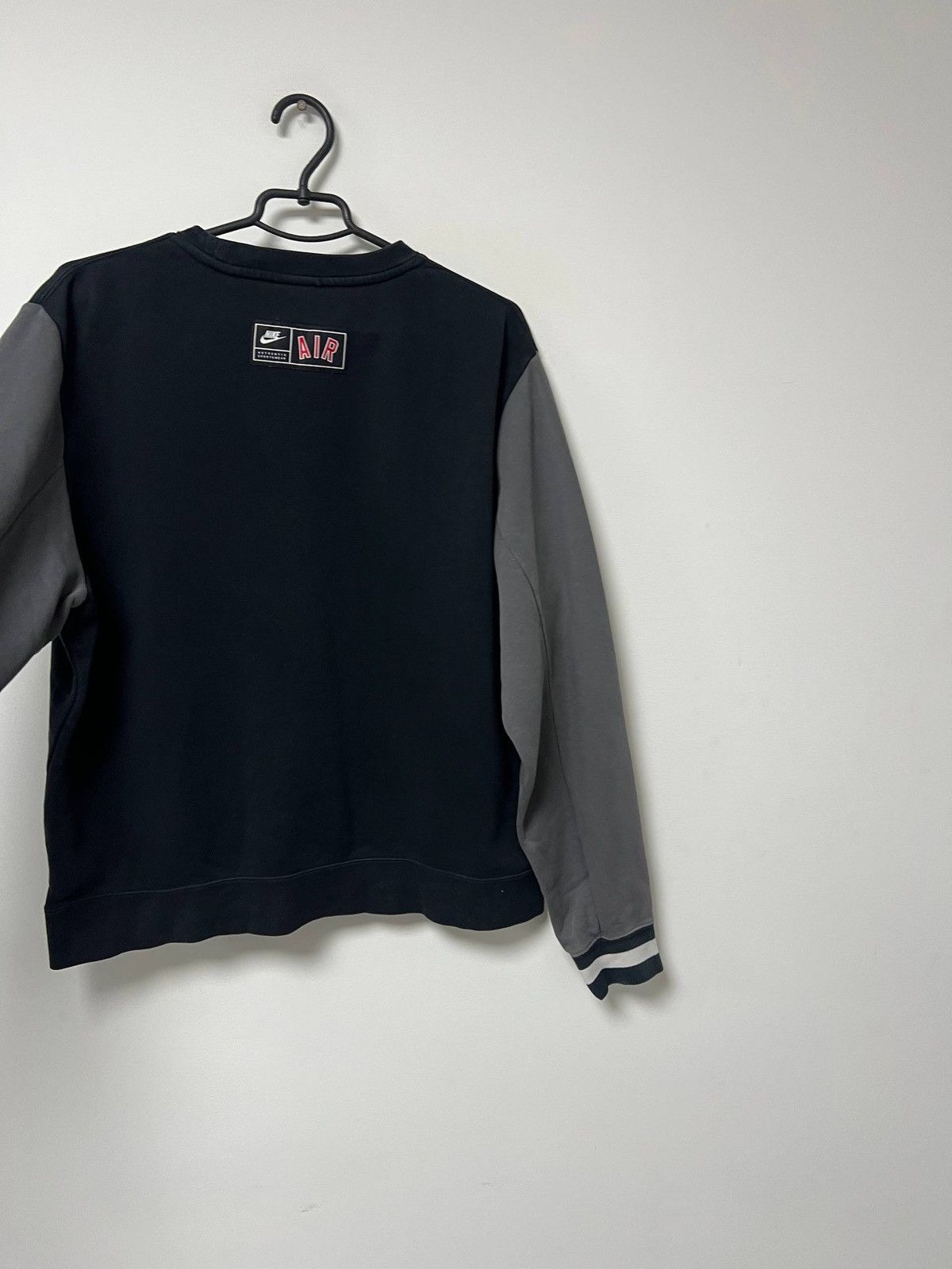 Nike Vintage Nike Air Sweatshirt Hoodie Athletic Black Mens M Size US M / EU 48-50 / 2 - 17 Thumbnail