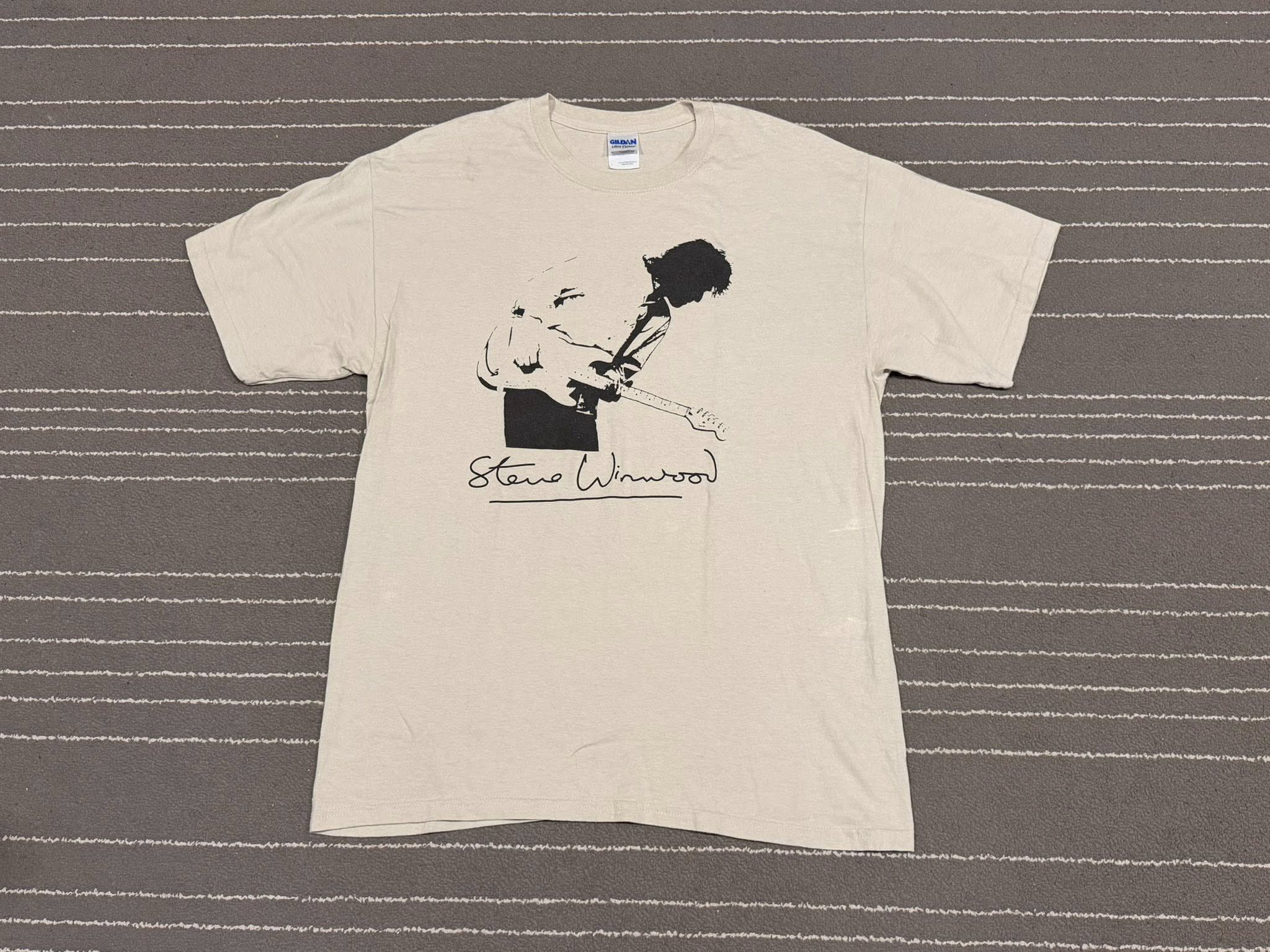 Band Tees STEVE WINWOOD X gildan ultra cotton M 2246 Size US M / EU 48-50 / 2 - 1 Thumbnail
