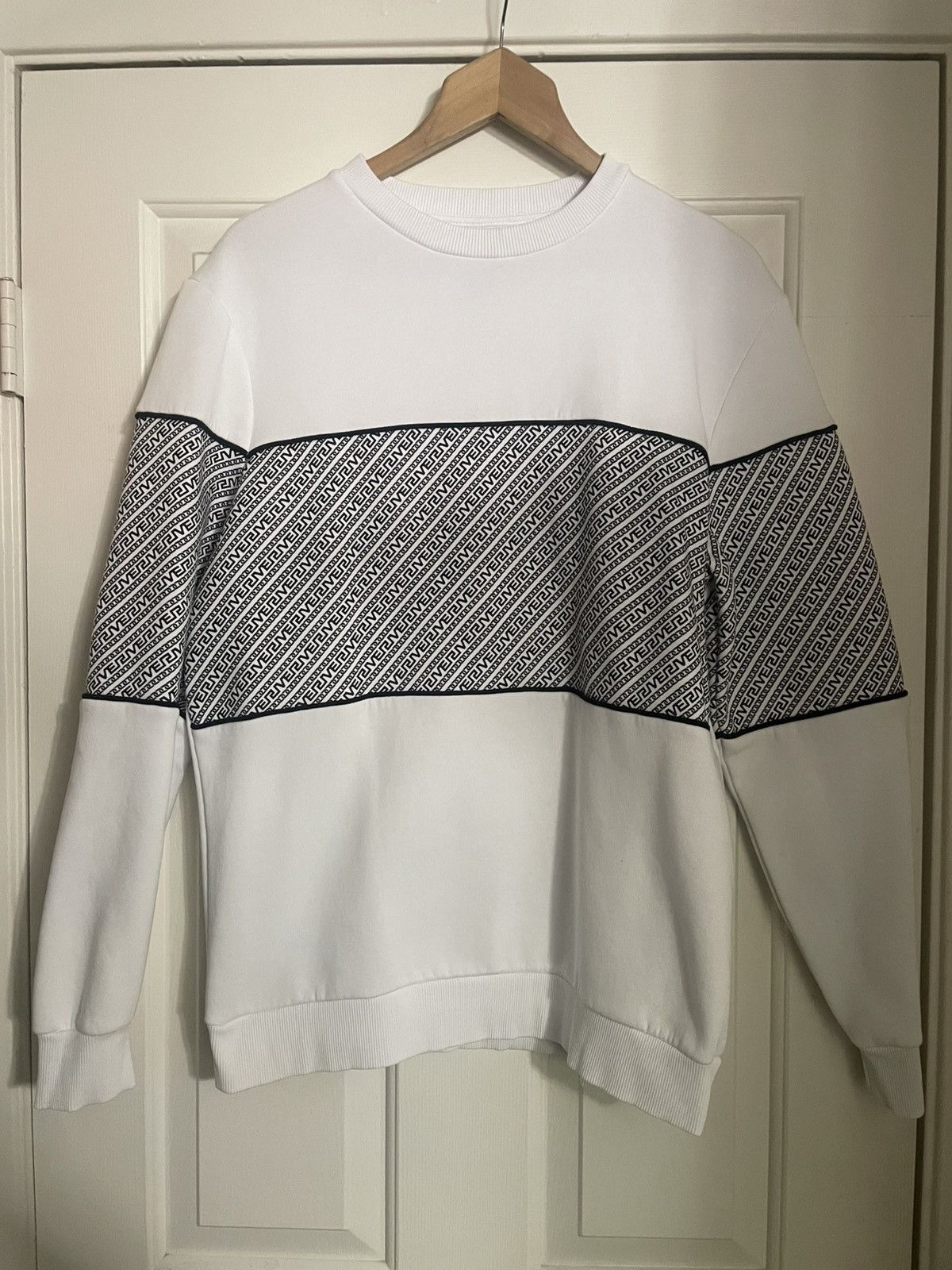 River Island River Island sweatshirt Size US M / EU 48-50 / 2 - 1 Thumbnail