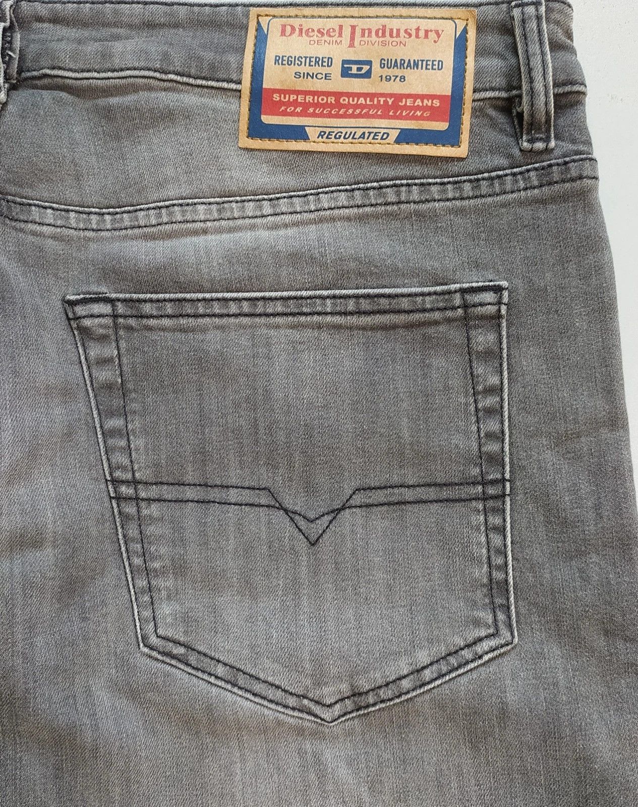 Diesel Diesel D-LUSTER L.34 MENS JEANS T/9625 Size US 36 / EU 52 - 10 Thumbnail