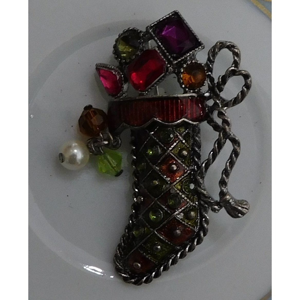 Kenneth Cole Vintage Kenneth Cole Jeweled Stocking Brooch Size ONE SIZE - 4 Thumbnail