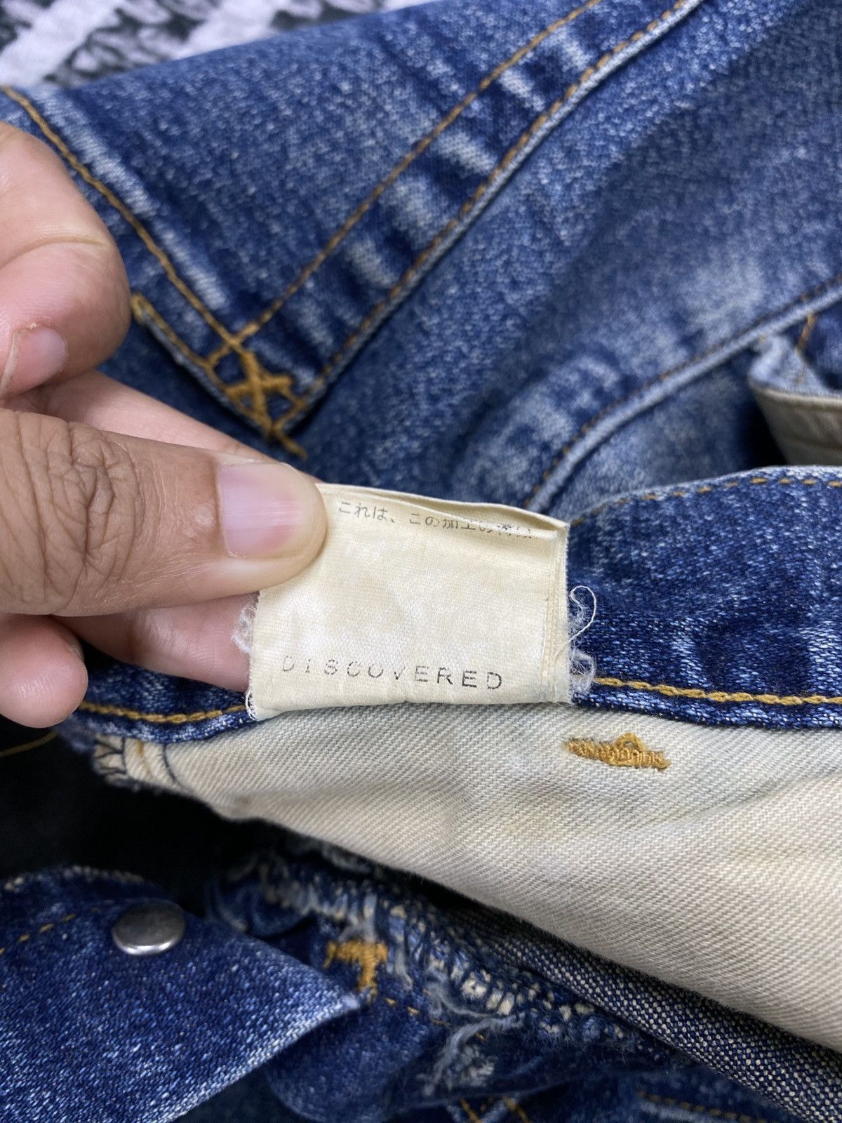 DISCOVERED Vintage Flared Discovered Japan Blue Distressed Denim Jeans Size US 35 - 15 Thumbnail