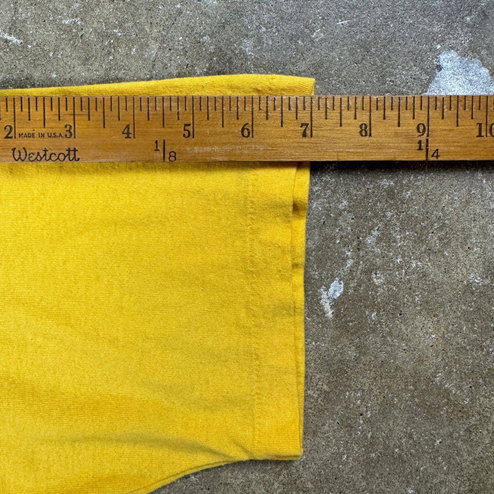 Other Vtg Screen Stars Gold Pocket T-Shirt Men’s L Single Stitch Size US L / EU 52-54 / 3 - 8 Thumbnail