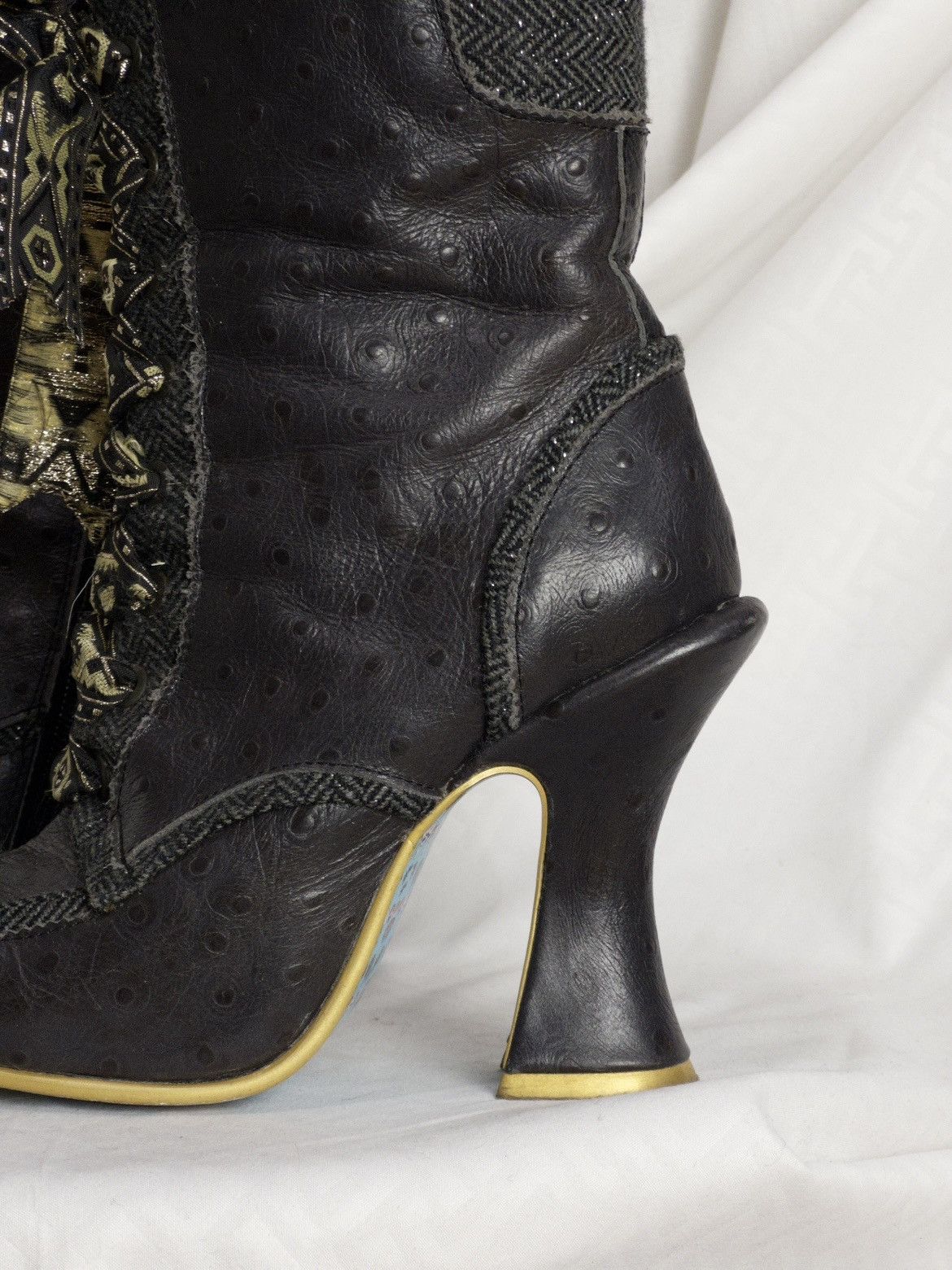 Vintage RARE Irregular Choice Victorian lace-up boots in dark purple Size US 7 / IT 37 - 5 Thumbnail