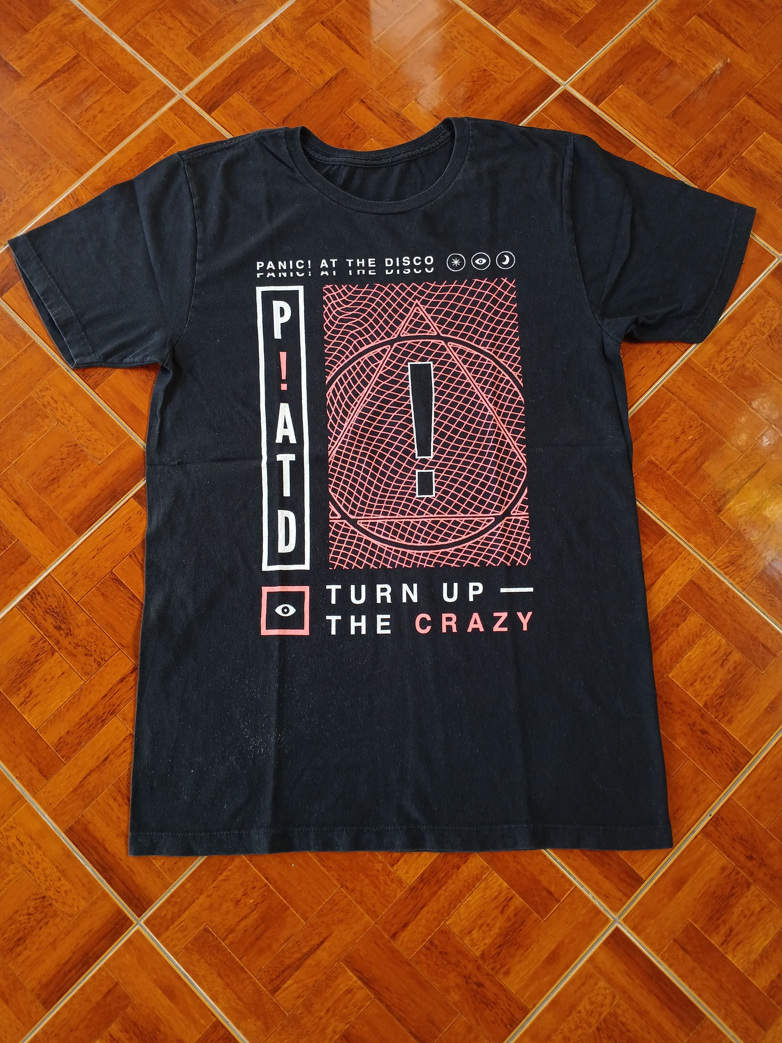 Band Tees Panic! At The Disco Turn Up The Crazy Band Tee Size US M / EU 48-50 / 2 - 1 Thumbnail