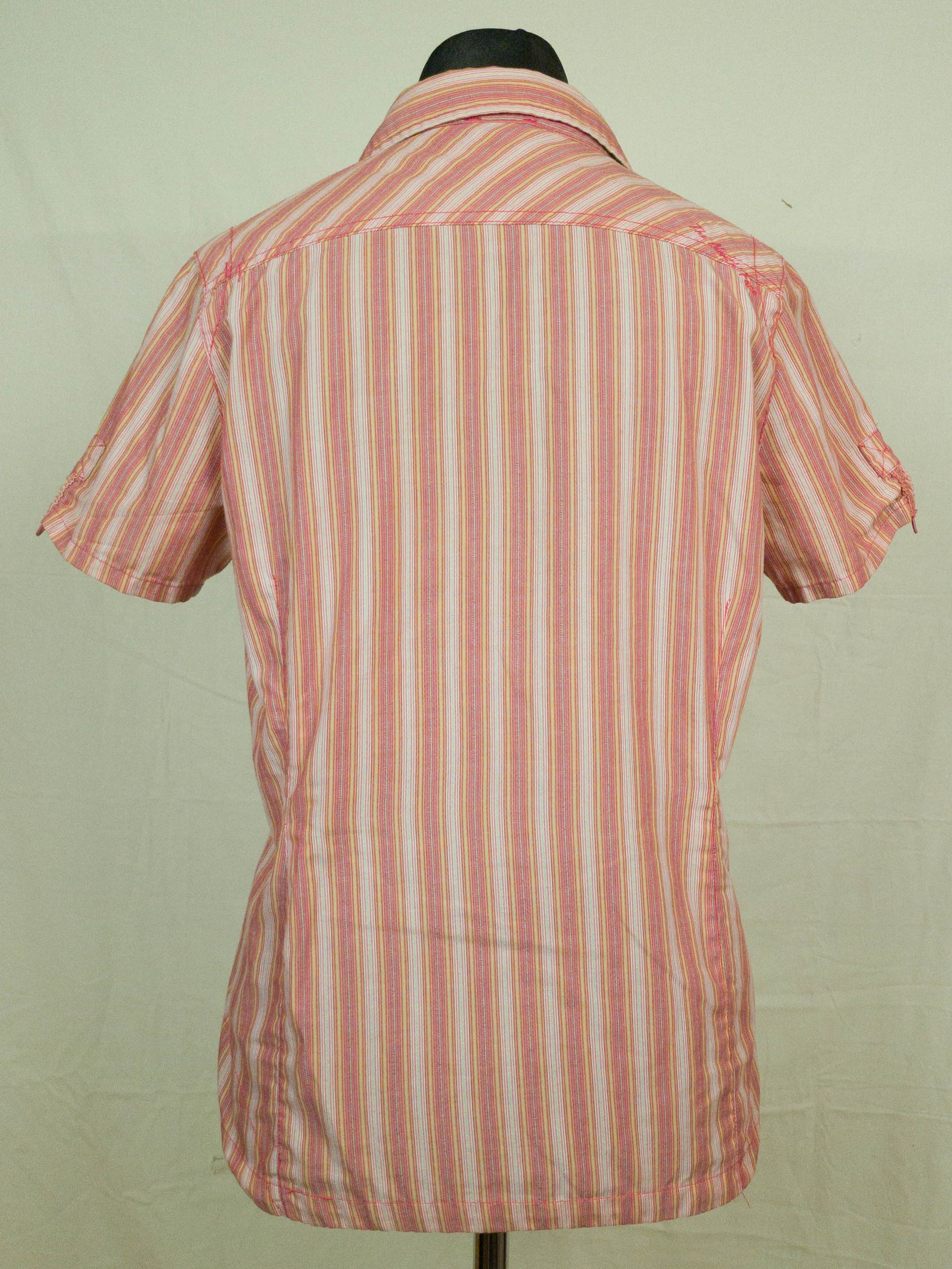 The North Face The North Face womens shirt size XL vgc Size XL / US 12-14 / IT 48-50 - 3 Thumbnail