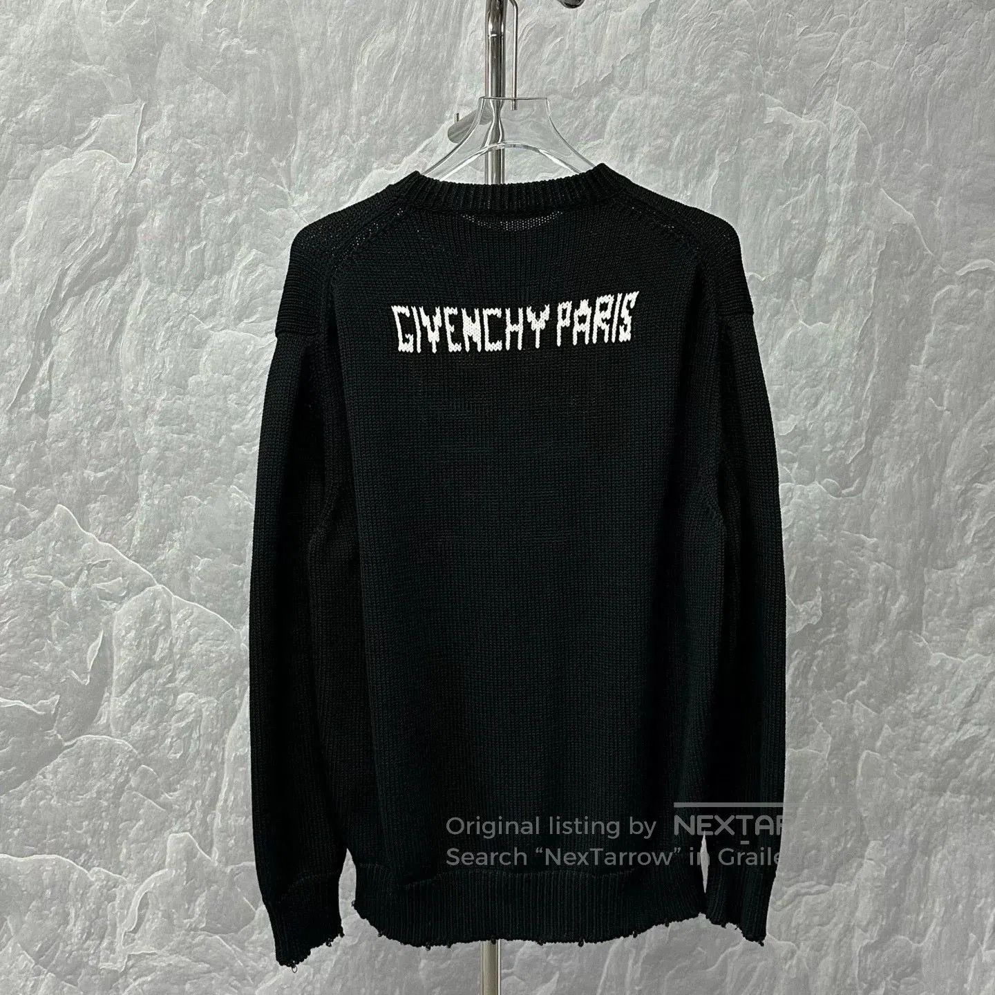 Givenchy givenchy logo knitted sweater in black. Size US M / EU 48-50 / 2 - 4 Thumbnail