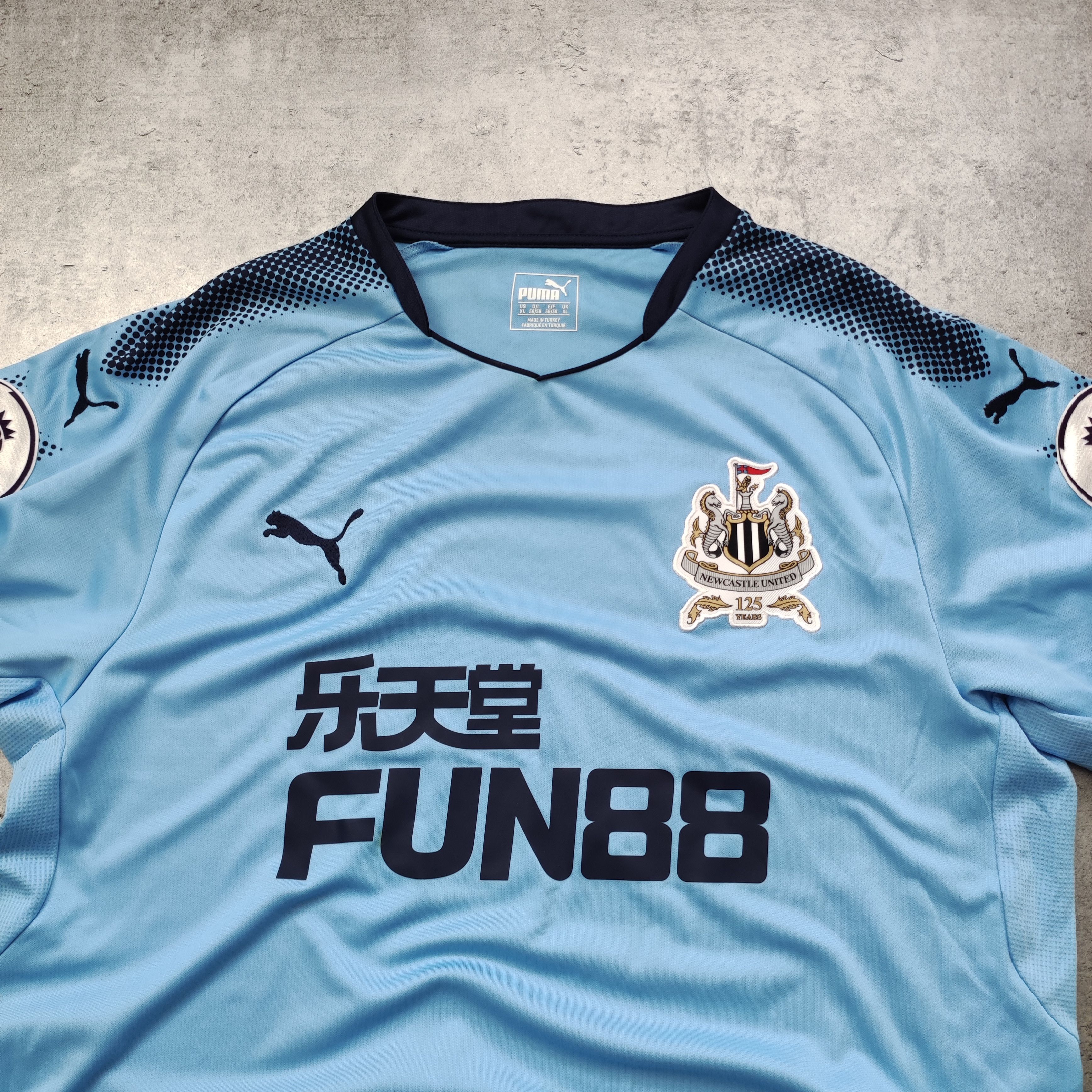 Vintage RARE Newcastle United 17/18 Away Premier League Jersey Size US XL / EU 56 / 4 - 4 Thumbnail