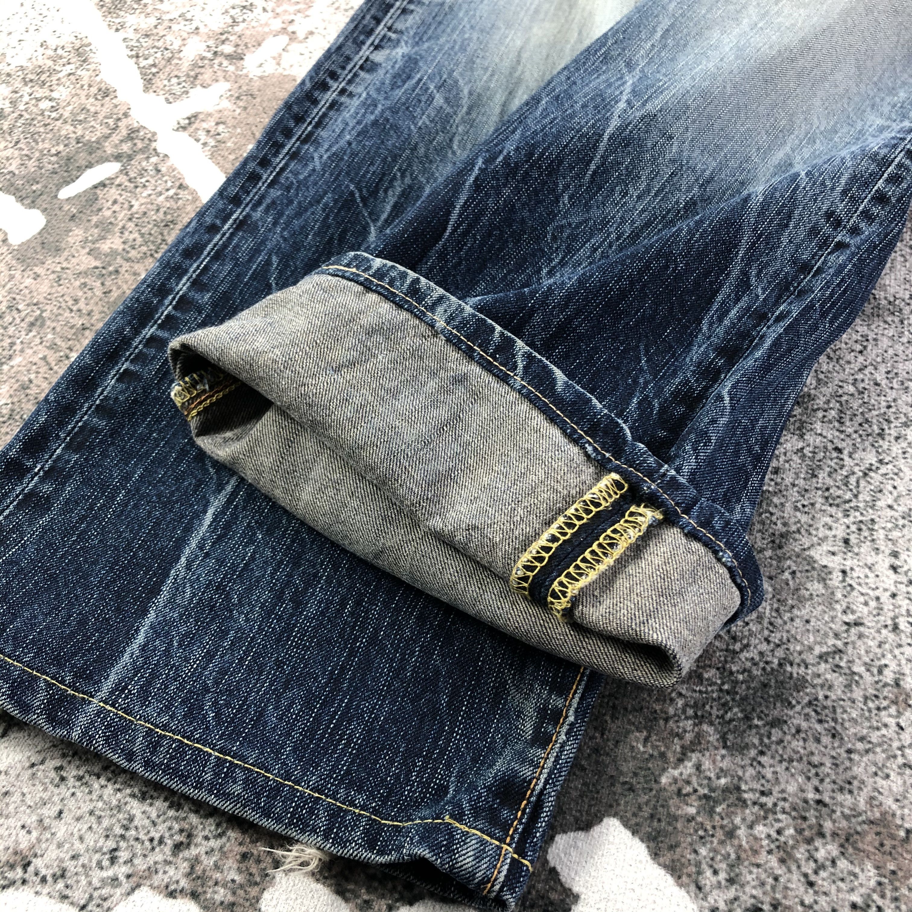 Edwin Vintage Edwin Jeans Faded Blue Denim KJ1884 Size US 30 / EU 46 - 7 Thumbnail