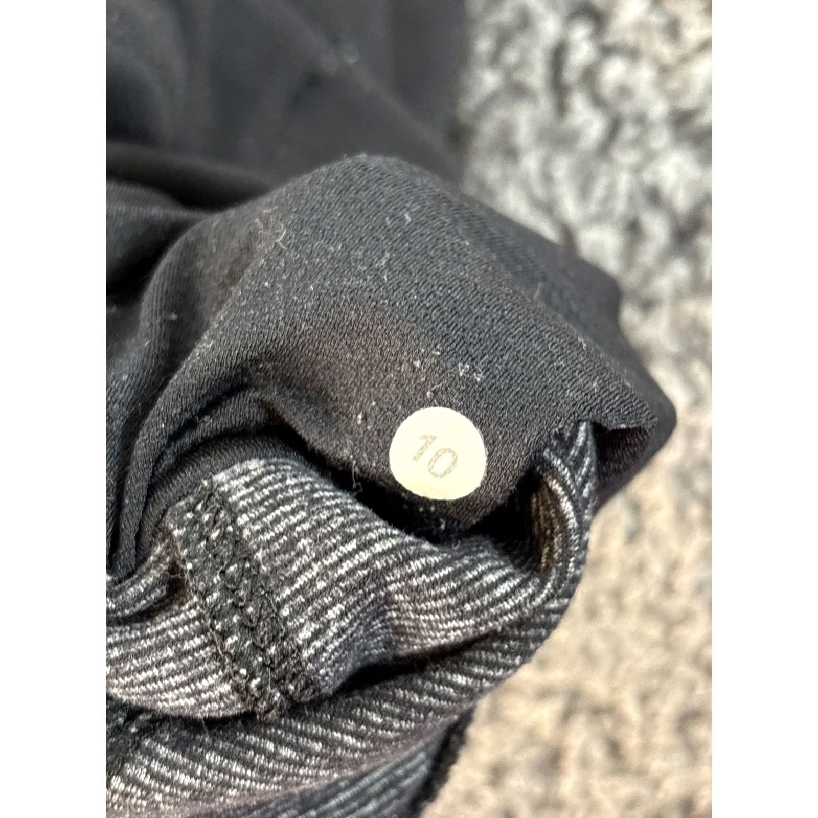 Lululemon Lululemon Align Jogger Pants Womens 10 Black Nulu Athletic Elastic Waist Pockets Tapered Style Jogger Size 32" / US 10 / IT 46 - 5 Thumbnail