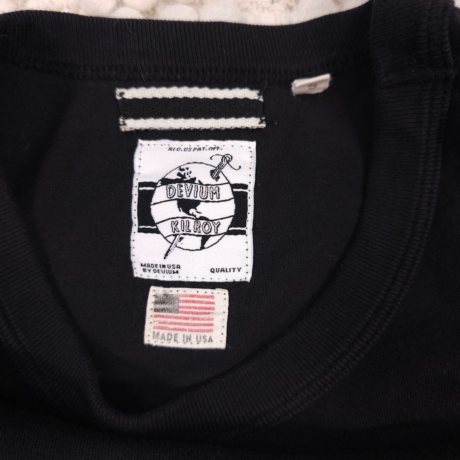 Other Devium x Kilroy Vtg Short Sleeve Mad World Tee Black Small Size US S / EU 44-46 / 1 - 7 Thumbnail