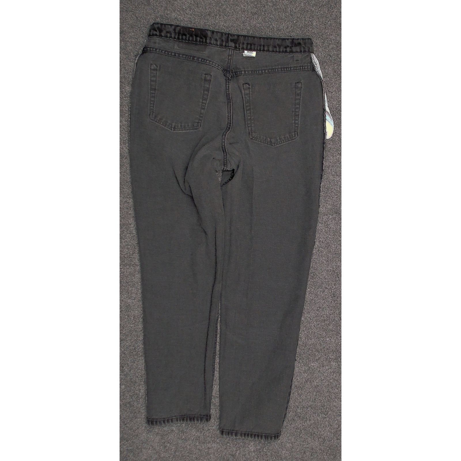 Levi's 1995 Made in USA Levis 551 Faded Black Tapered Jeans Womens Size 40" / US 18 - 6 Thumbnail