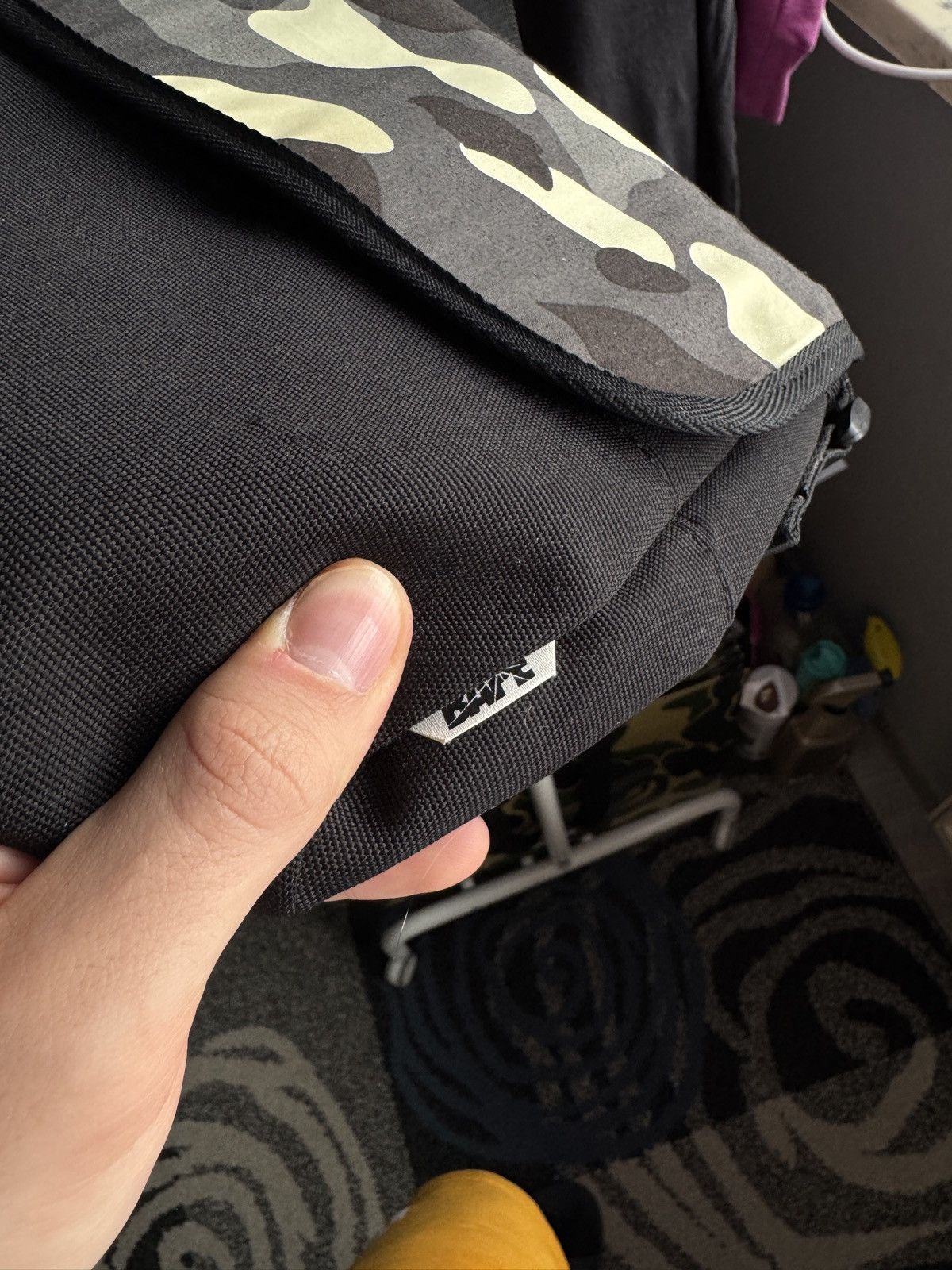 Bape BAPE Shoulder Bag Logo Sling Cross Body Pouch Wallet Size ONE SIZE - 3 Thumbnail