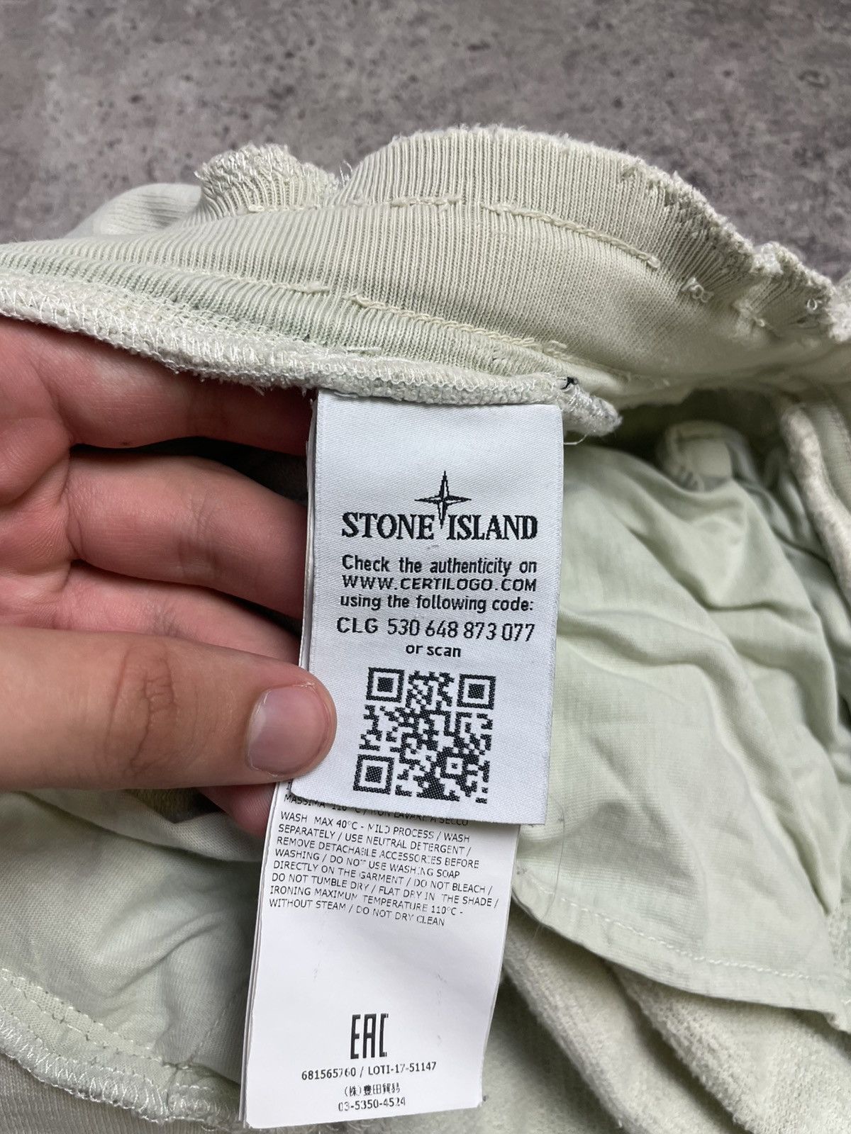 Stone Island Stone Island Shorts Size US 32 / EU 48 - 14 Thumbnail
