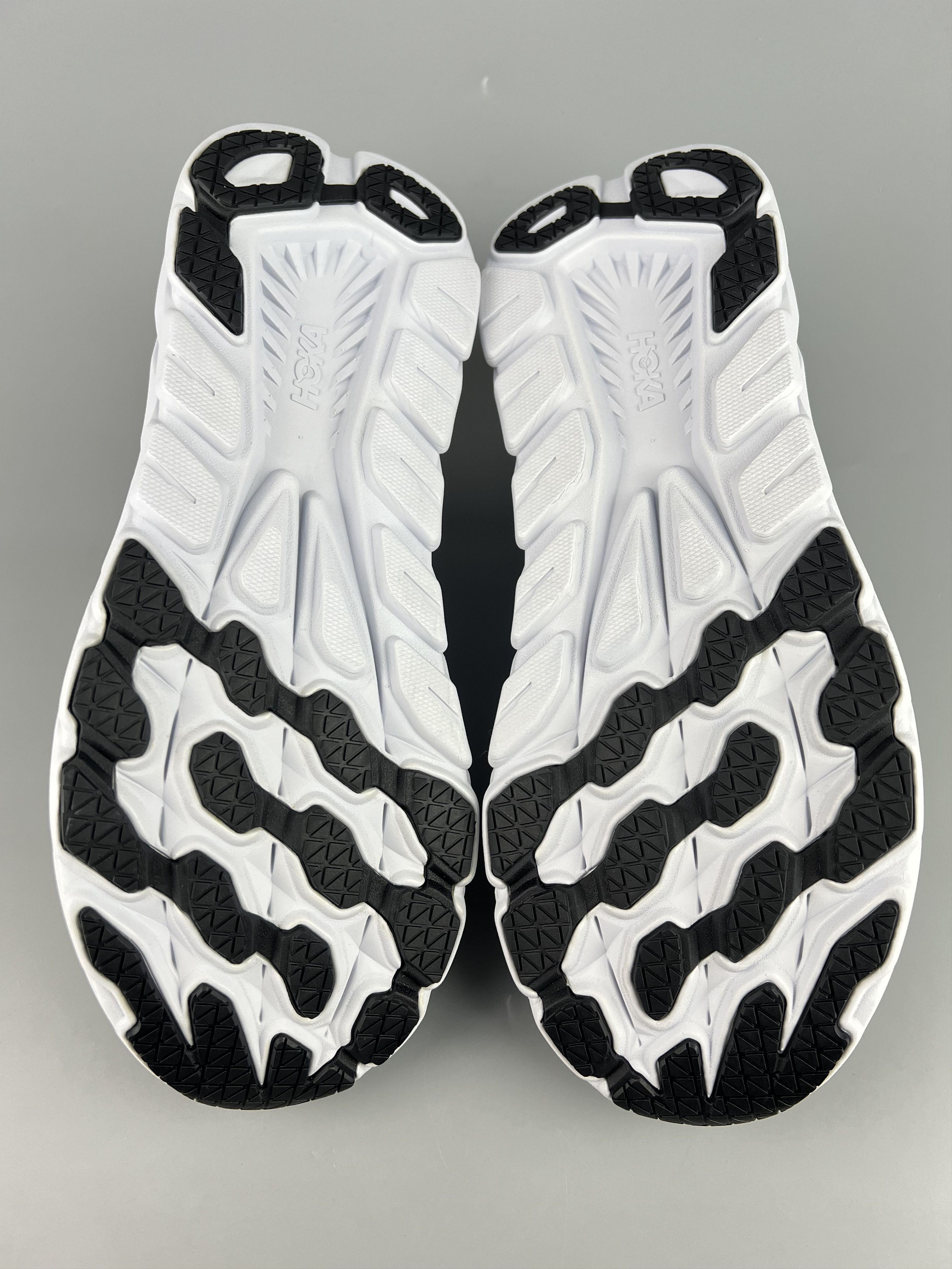 Hoka 12.5 2E Hoka One One Rincon 3 Wide Running Shoes Gym Walking Size US 12.5 / EU 45-46 - 6 Thumbnail